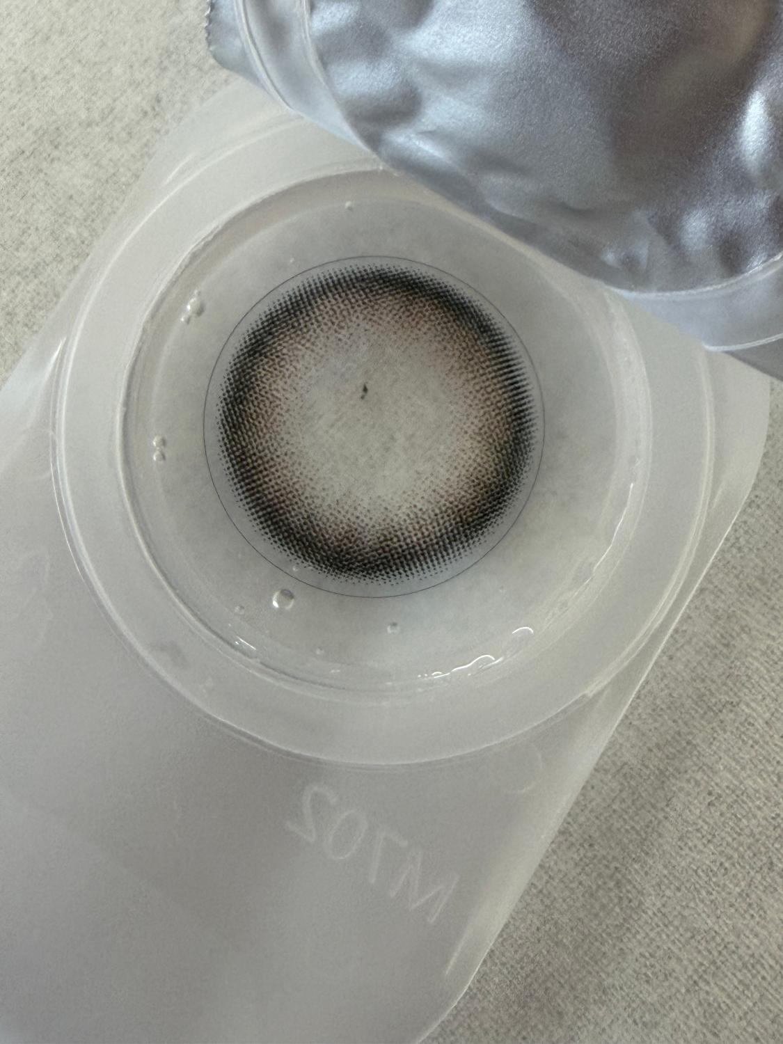 カラコン ワンデー カラコン レヴィア ReVIA レビュー画像3