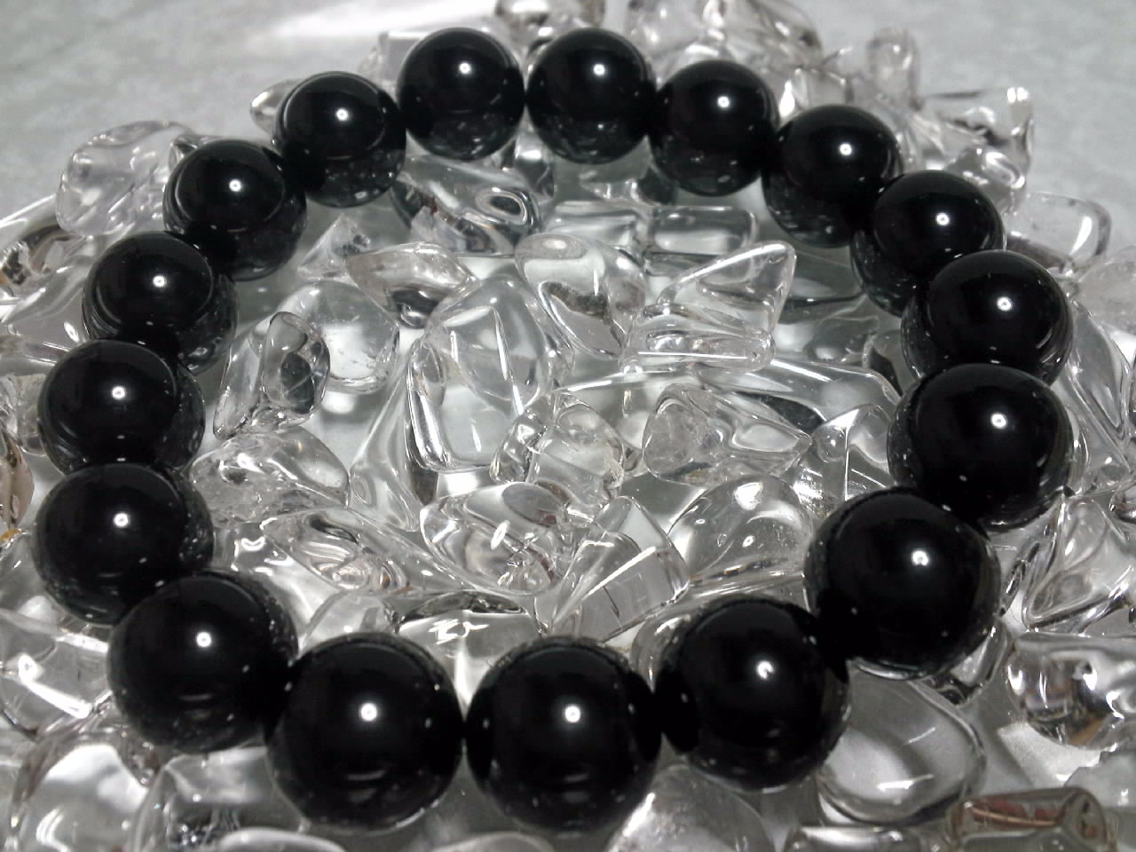 大粒！やっぱりモリオンは必要だ！お守りがわり！これがあるのとないのとでは違う！ 楽天市場】≪g3-113A≫○8mm○AAAAA○モリオン○黒水晶○送料