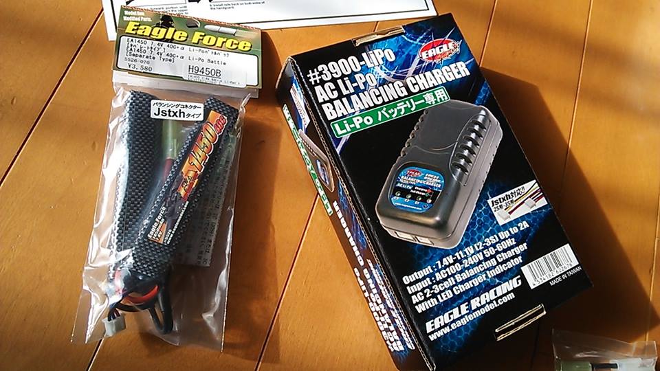 【コンパクトなのに大容量】EAGLE FORCE イーグルフォース EA1450 7.4V 1450mAh 40C+α Li-poバッテリー☆セパレートタイプ  リポバッテリー あらゆる電動ガンに［全国一律300円配送可能］(ミリタリーベース) みんなのレビュー·口コミ