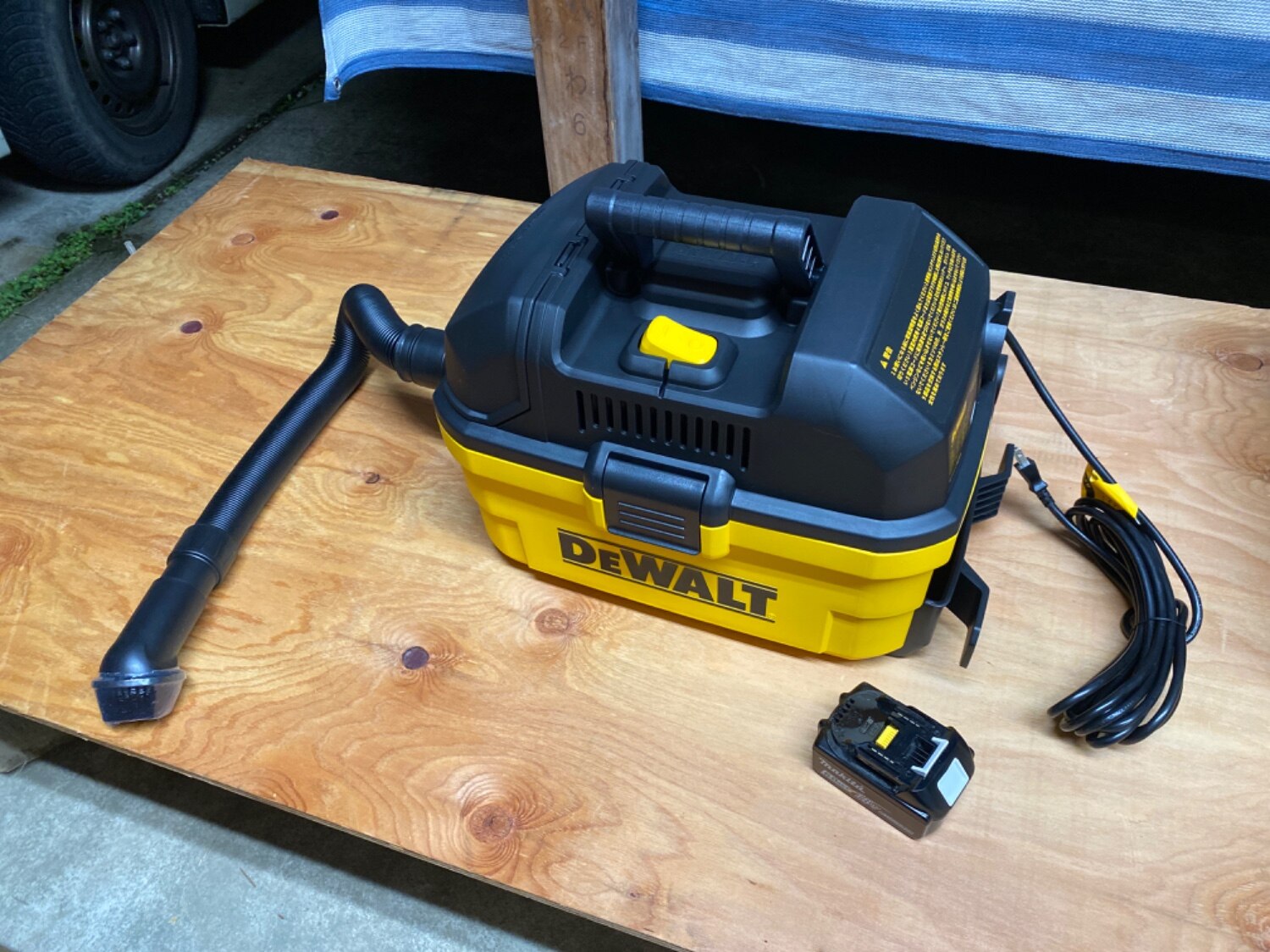 楽天市場】バキューム クリーナー DeWALT DXV15TJ 業務用掃除機