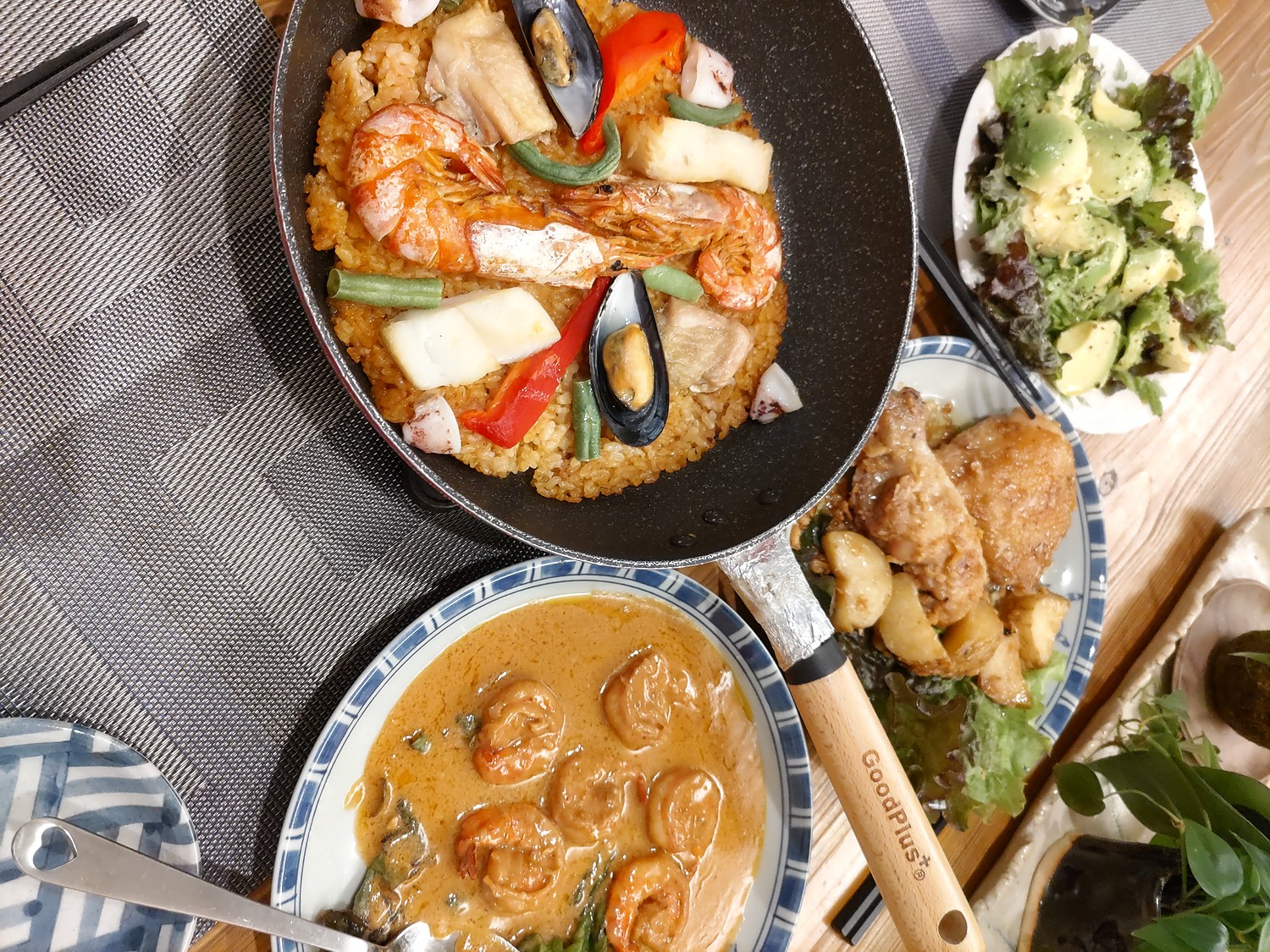 購入者さんさんの＼高レビュー☆4.95／ 魚貝パエリアのディナーセット 2人前【送料無料】(サングリア みんなのレビュー ·口コミ