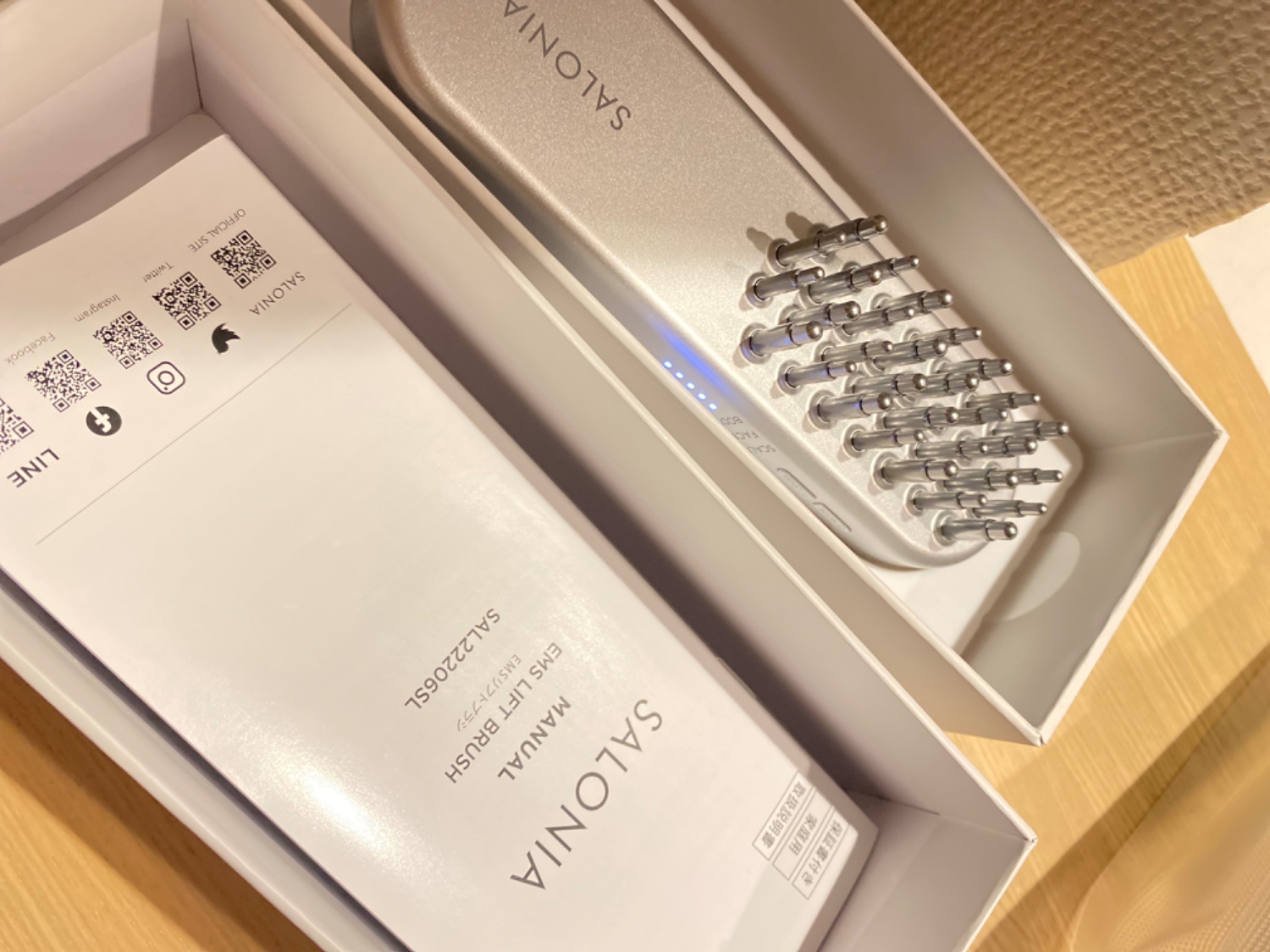 楽天市場】美顔器 楽天1位《公式店》【 SALONIA サロニア EMS 楽天市場】美顔器 楽天1位《公式店》【 SALONIA サロニア EMS