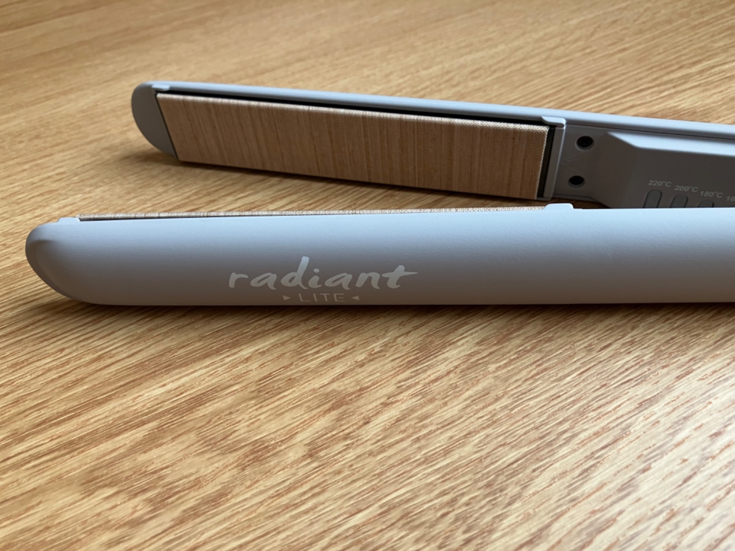 楽天市場】【radiant公式店】1年保証 シルク ヘアアイロン radiant