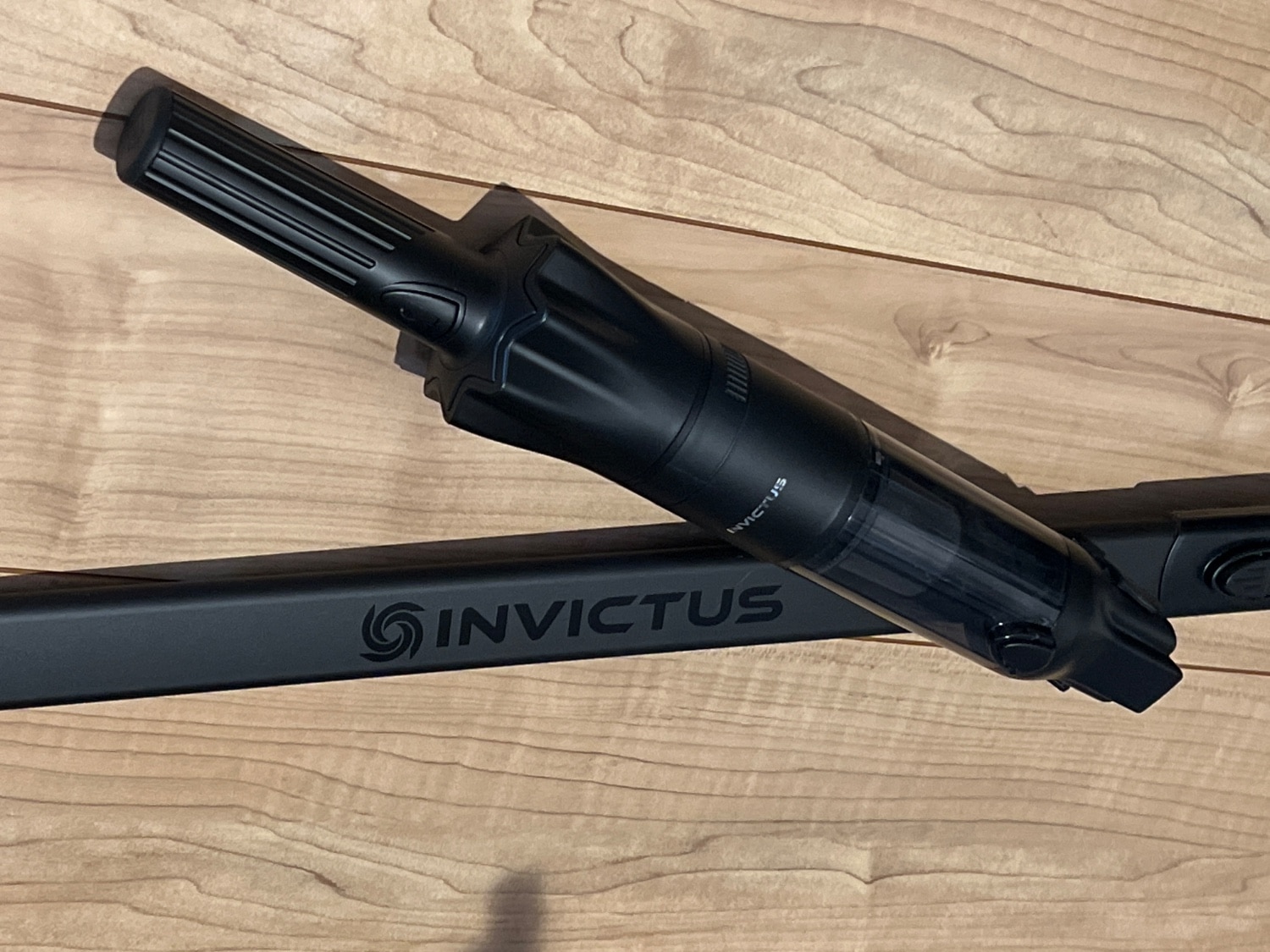 インビクタスワン　本体不良 インビクタス ワン（軽量コードレス掃除機）の口コミ・評判