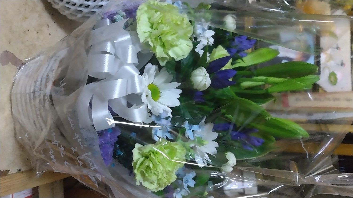 楽天市場】あす楽対応 お供え生花アレンジメント~Sサイズ 季節の ...
