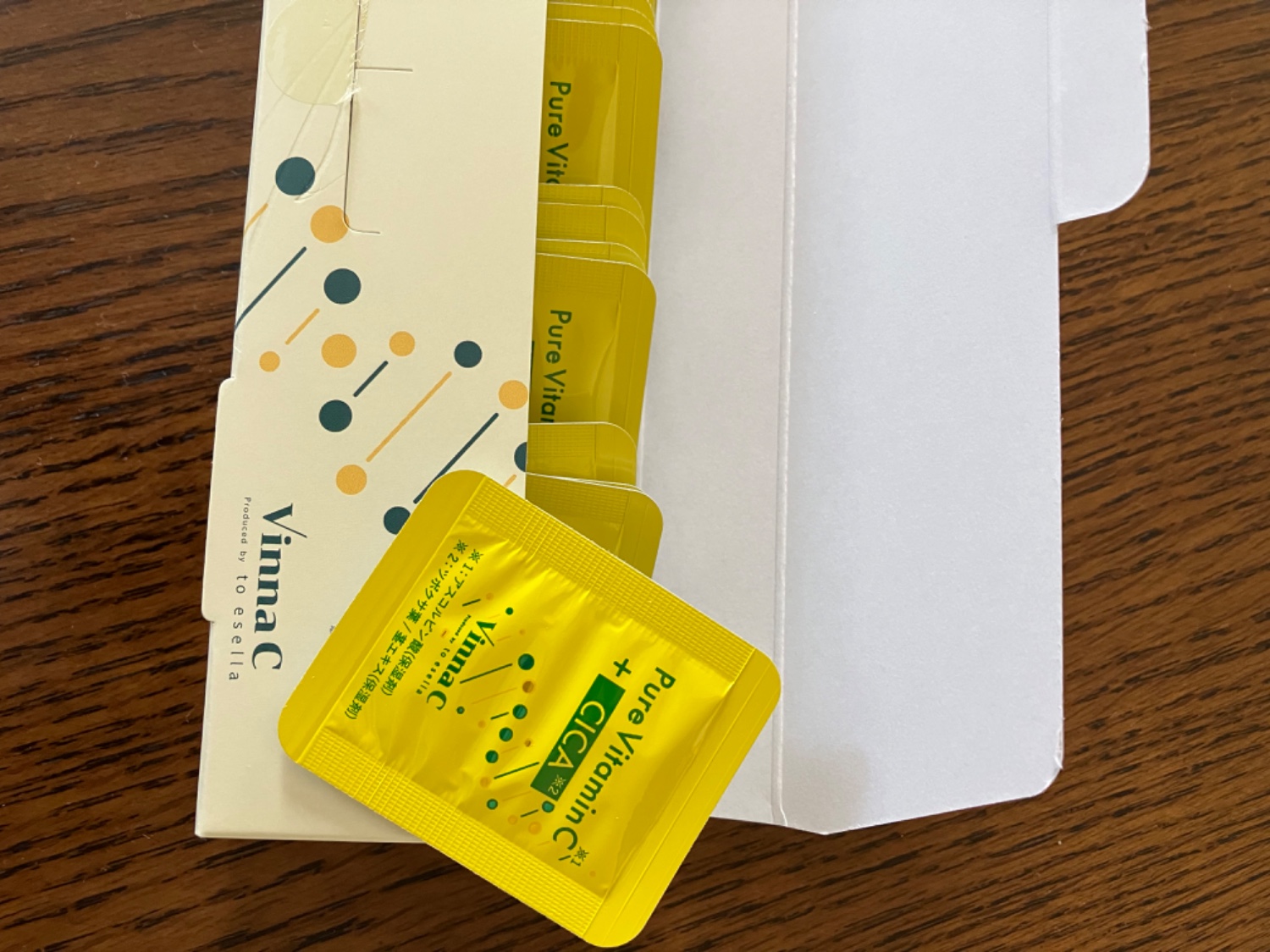 Vinna C ３箱セット Amazon | Vinna C (ビンナシー) 生ビタミンC 毛穴美容液 [ 生