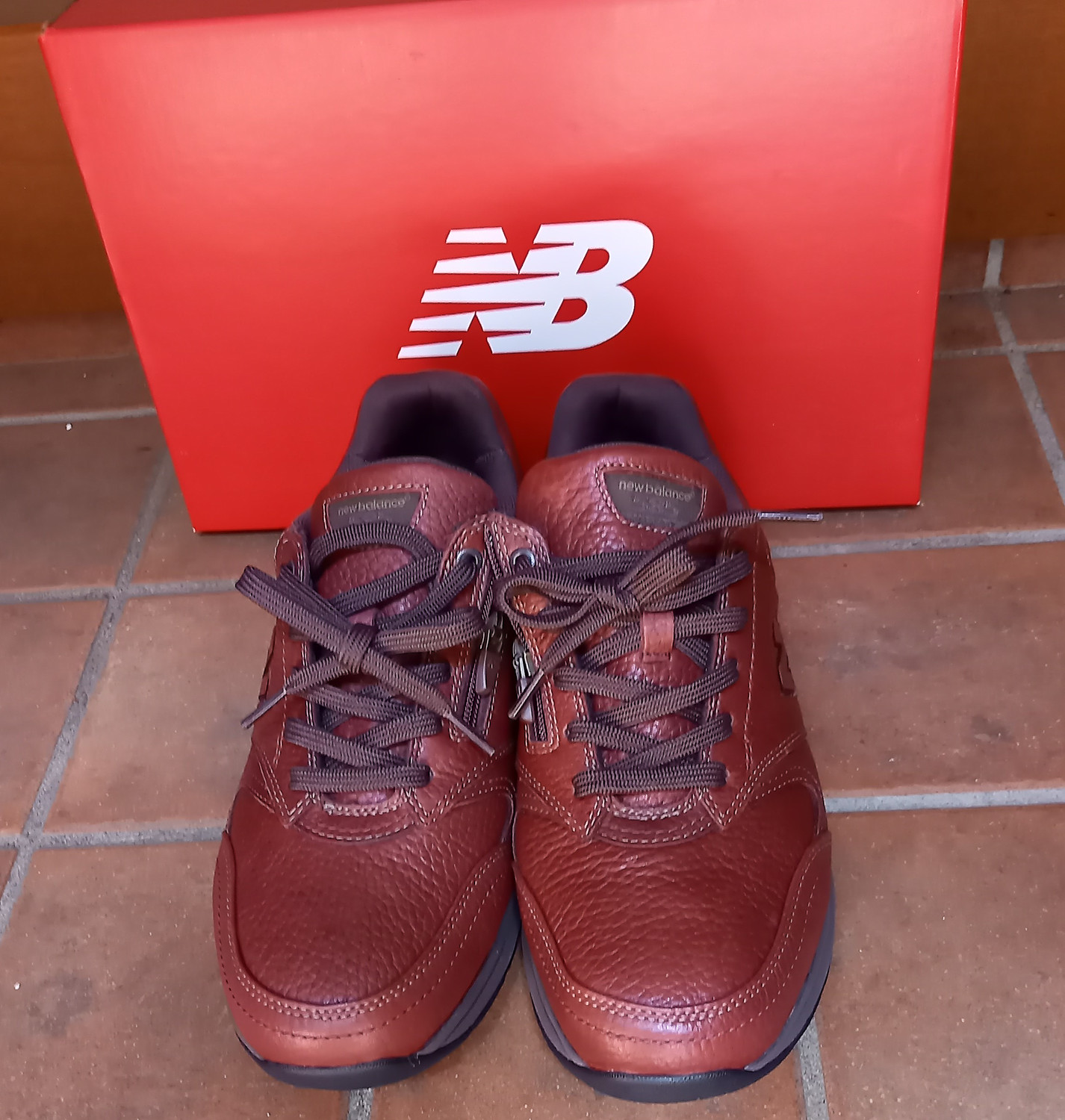 楽天市場】ニューバランス 585 ワイズ 4E 6E 2E メンズ ウォーキング MW585 BK WB ブラック ブラウン newbalance  スニーカー(ブーツとスニーカー Face to Face) | みんなのレビュー・口コミ