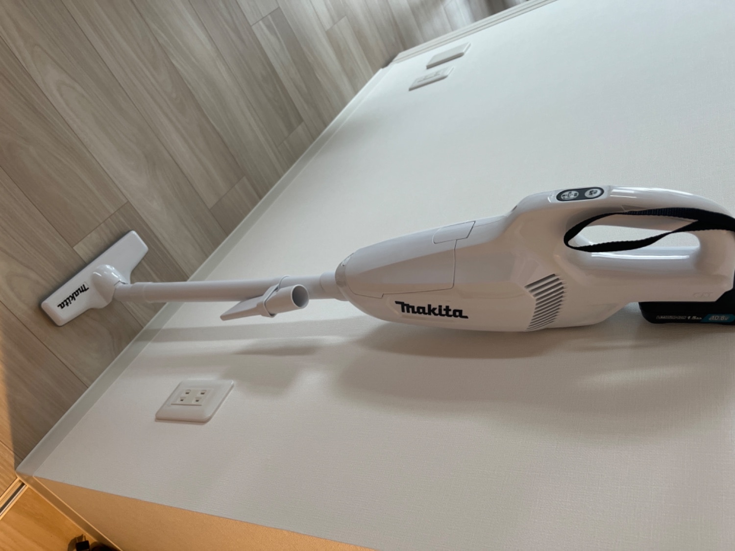 楽天市場】[正規店 1年保証] マキタ 掃除機 紙パック式 充電式