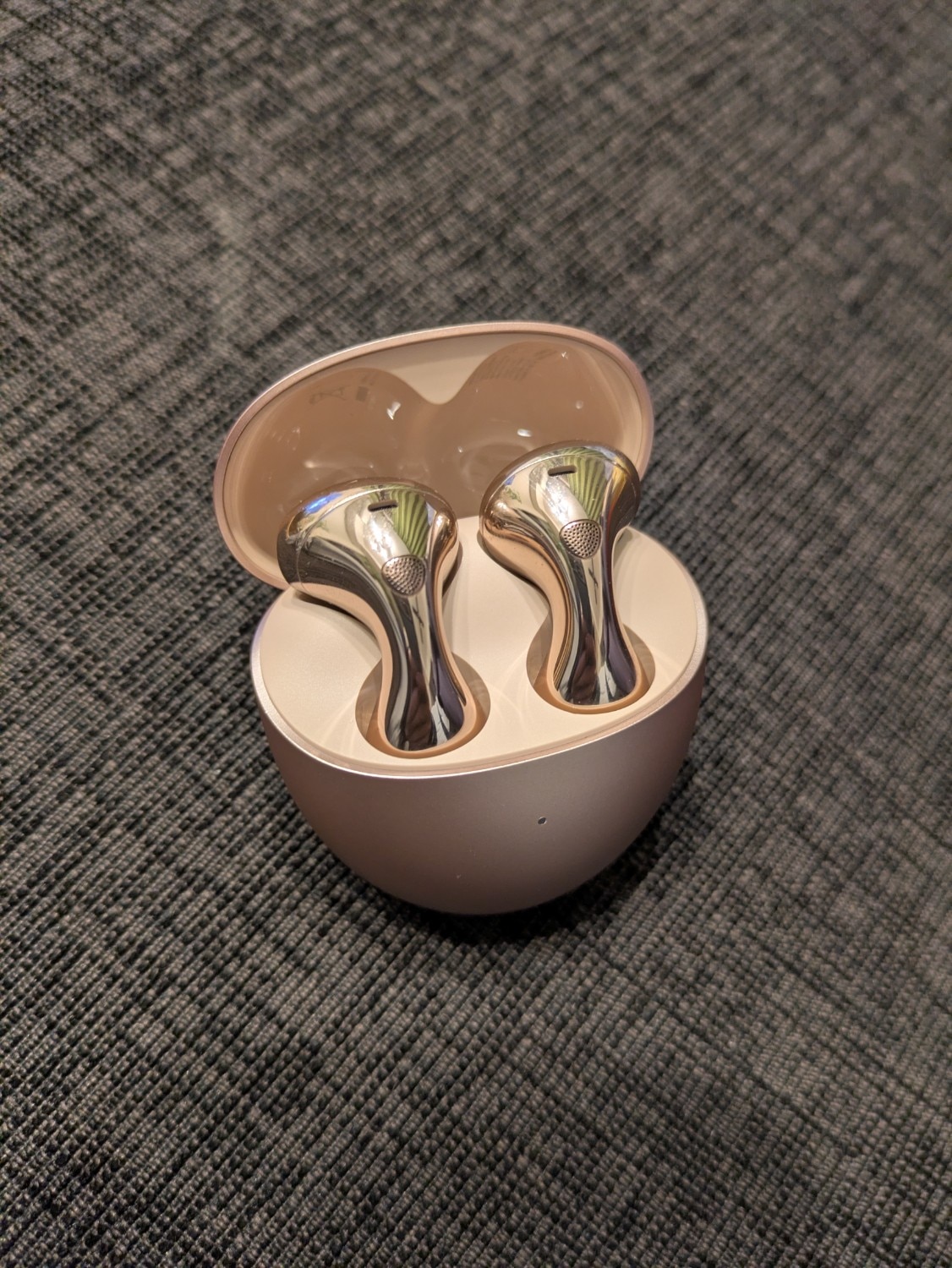 HUAWEI FreeBuds 6 ワイヤレスイヤホン インナーイヤー レビュー画像4