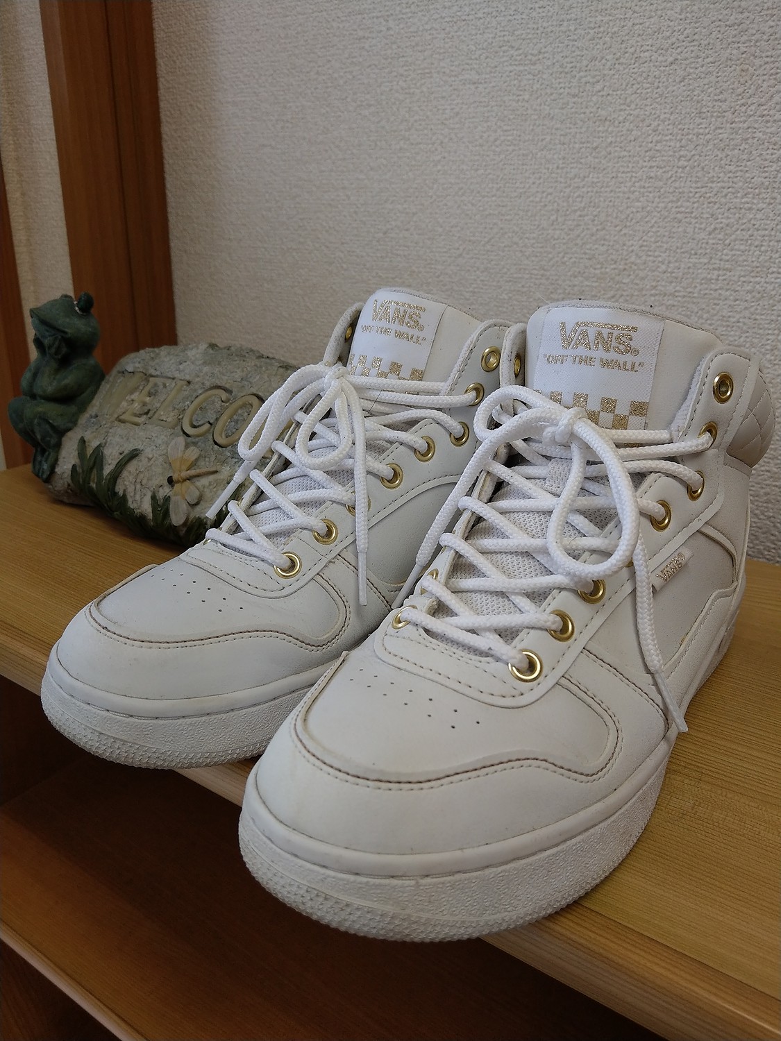 vans magna v2204