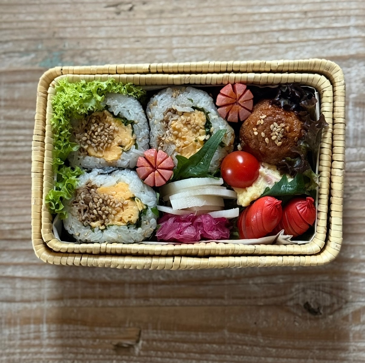 楽天市場】【国産】スズ竹弁当箱（篠竹）おむすびが蒸れずにおいしい竹