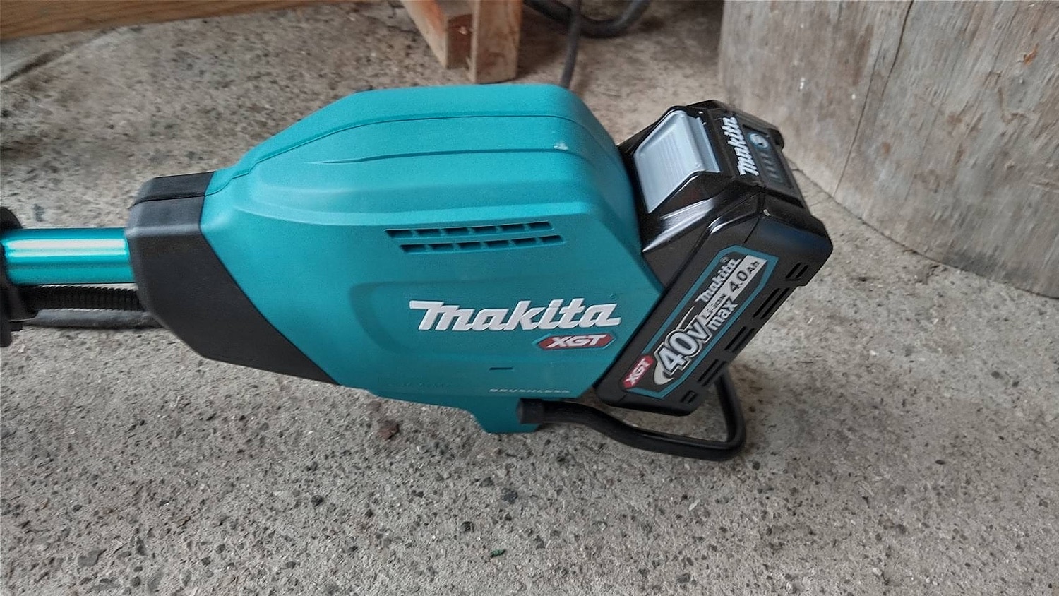 楽天市場】マキタ(makita) MUR001GRM 充電式草刈機 Uハンドル 40V4Ah 