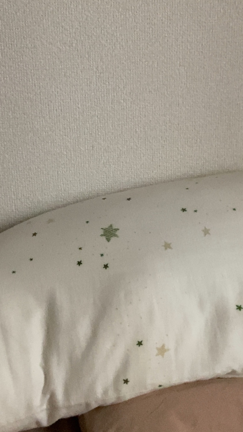 妊婦さんのための抱き枕 サンデシカ抱き枕 三日月型抱き枕 妊婦抱き枕 レビュー画像3