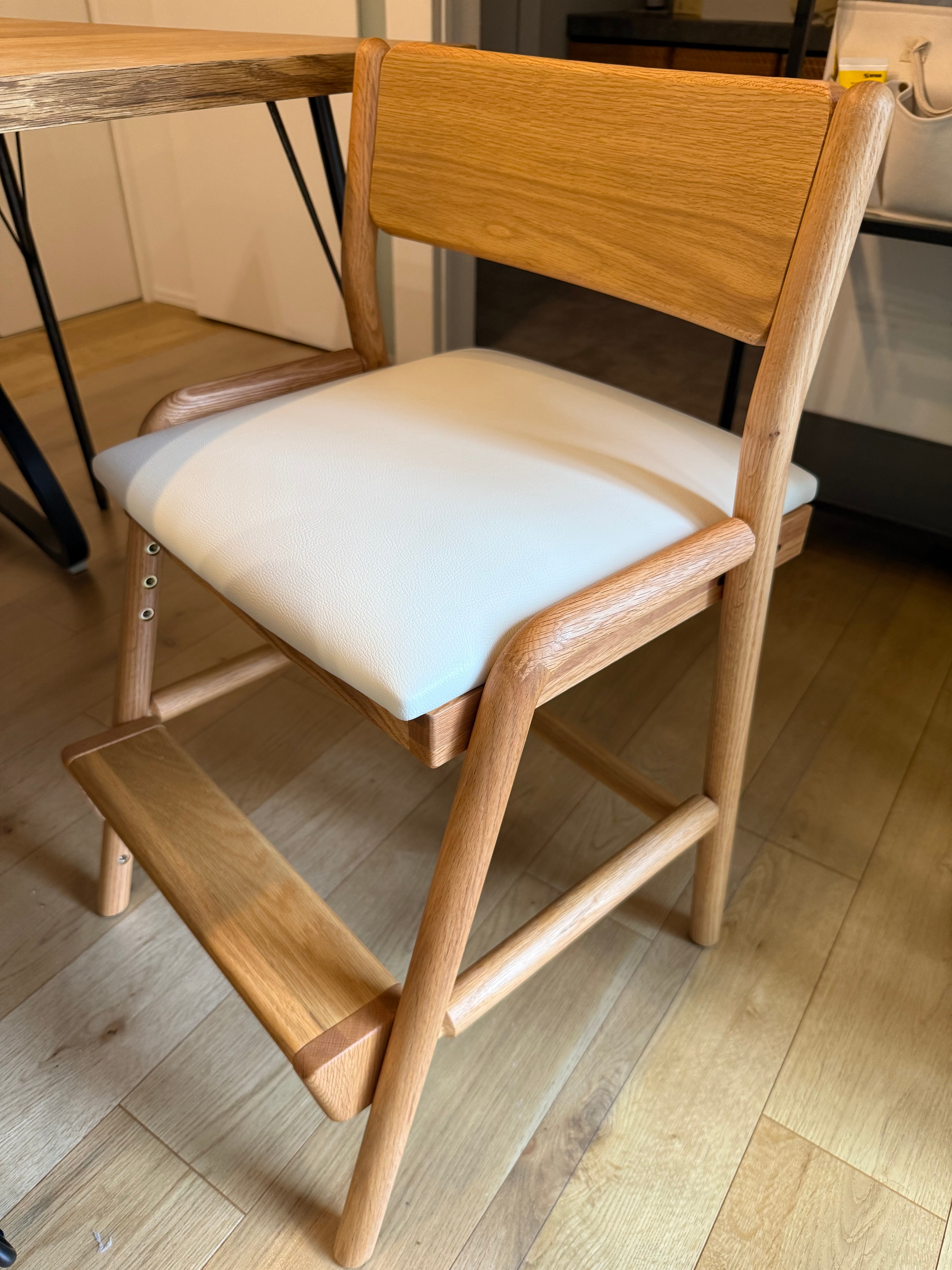 ISSEIKI フィオーレ 学習椅子 レビュー画像7