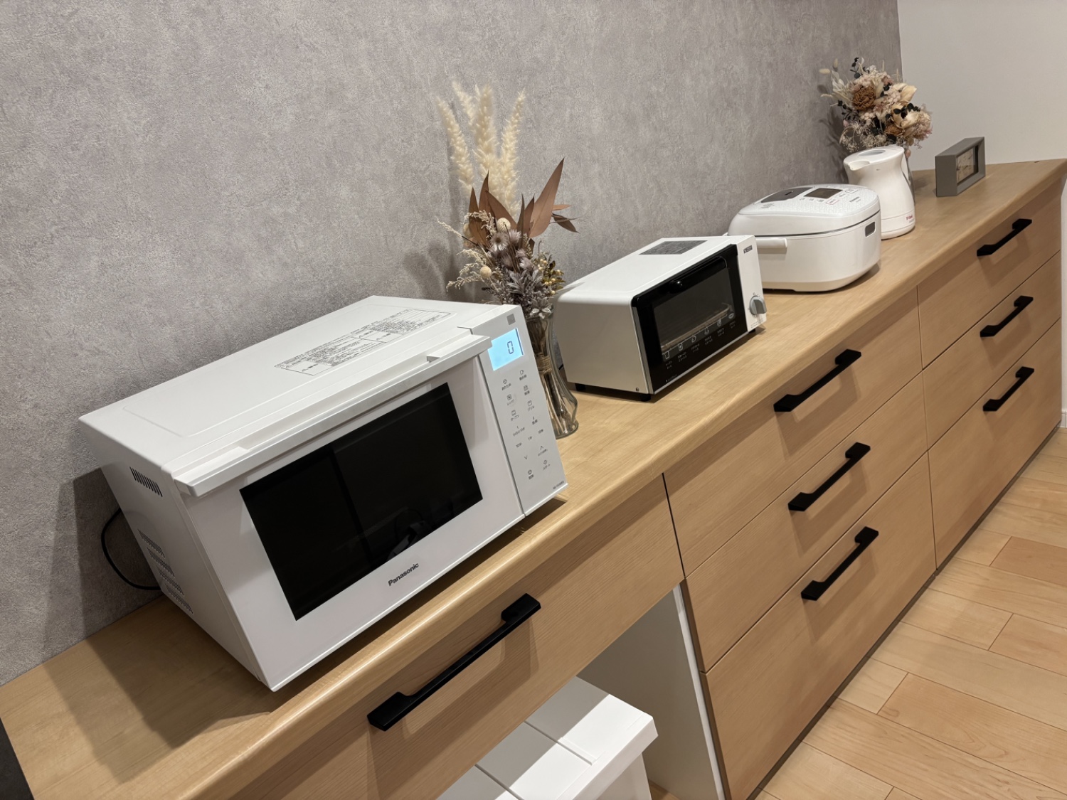 楽天市場】カップボード リクシル ノクト 幅255cm ロータイプ カウンター DIY キッチンボード 背面収納 キッチン 収納 食器棚 新築  リフォーム LIXIL 保証付 楽天キッチン売上1位 リシェル シエラ ES 納品日指定可 送料無料 【仕様変更プラン可能】 :  住設ショップHARUTAS