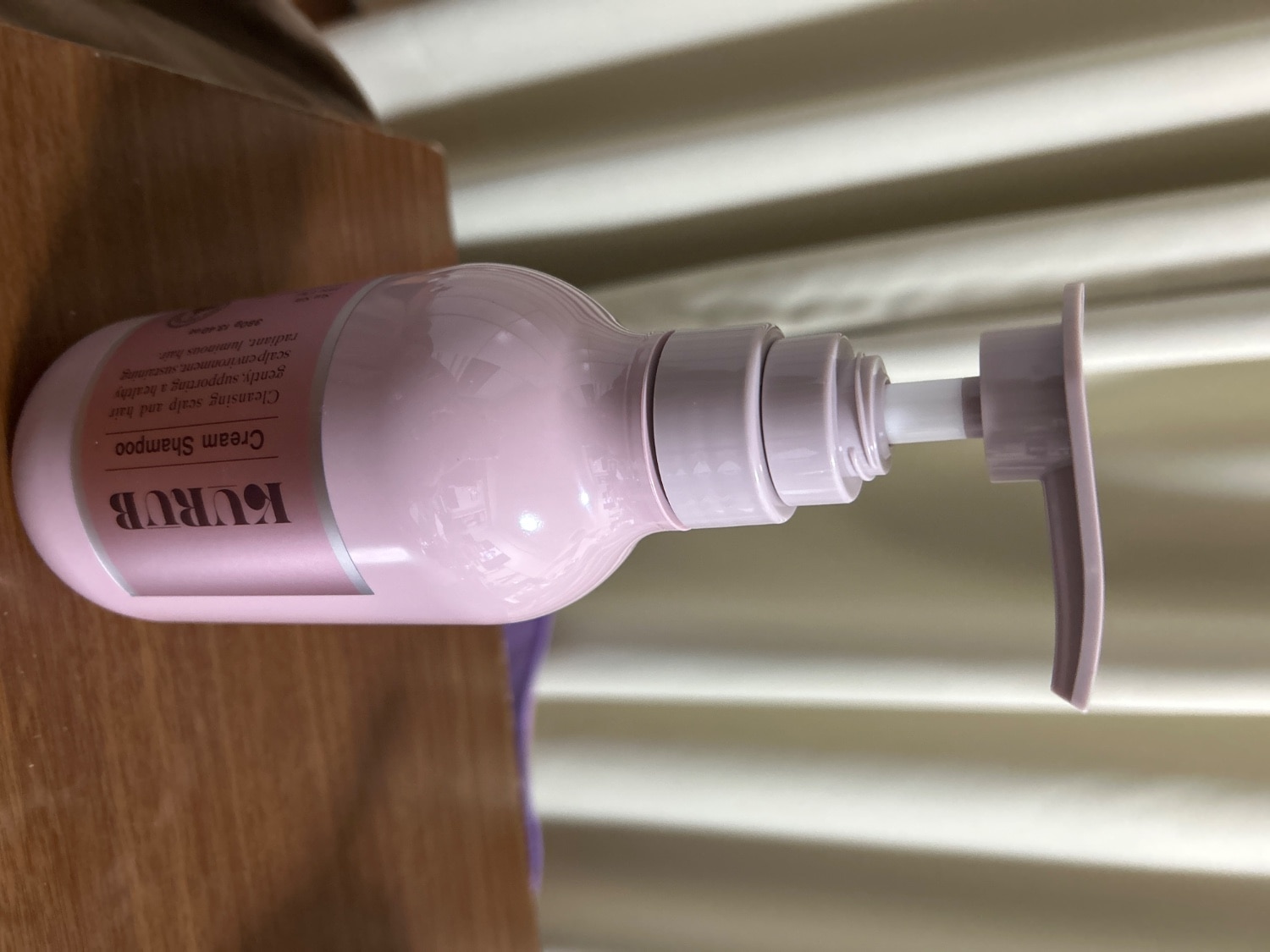 KURUB Cream Shampoo ピンク Amazon | KURUBU クリームシャンプー 9役オールインワン クレイ