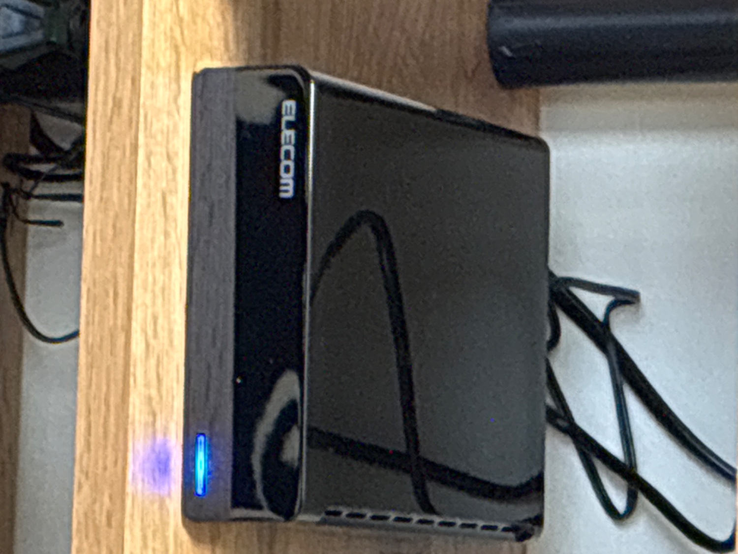 楽天市場】エレコム ELD-HTV040UBK 外付けハードディスク 4TB 楽天市場】エレコム ELD-HTV040UBK 外付けハードディスク 4TB
