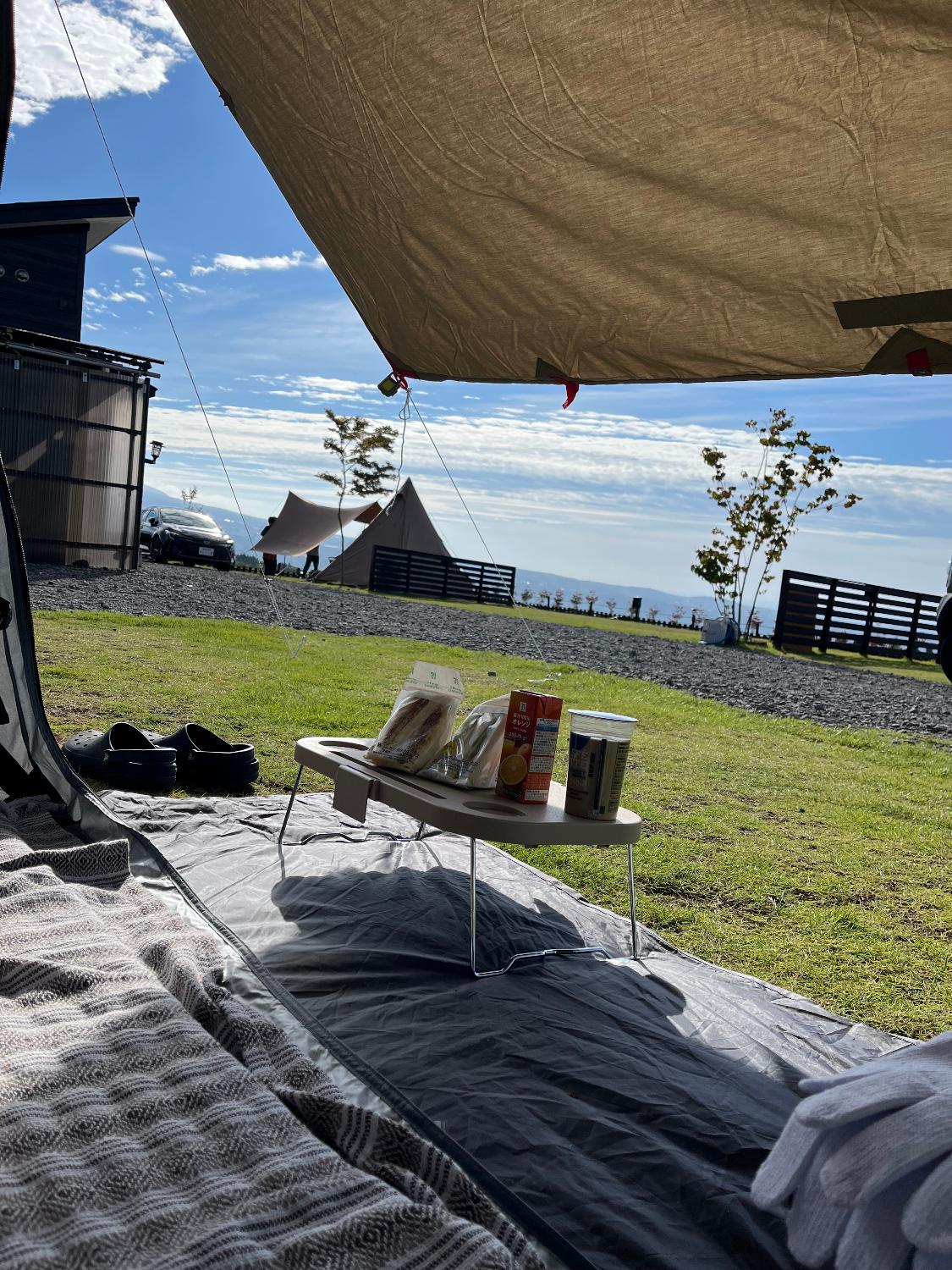 楽天市場】【10%OFFクーポン 12/11 09:59まで】傘みたいに広げるだけ