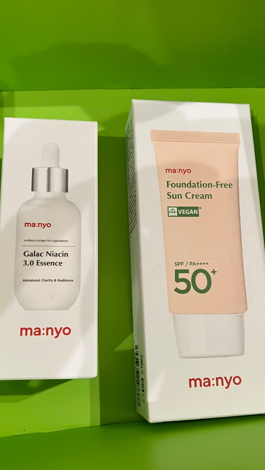 新品未開封！manyo マニョ ガラクナイアシン3.0エッセンス 8本セット 1000_01.jpg