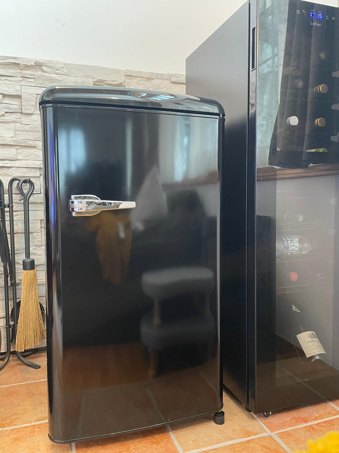 楽天市場】冷蔵庫 レトロデザイン 1ドア 冷凍冷蔵庫 83L PRR-081D冷凍