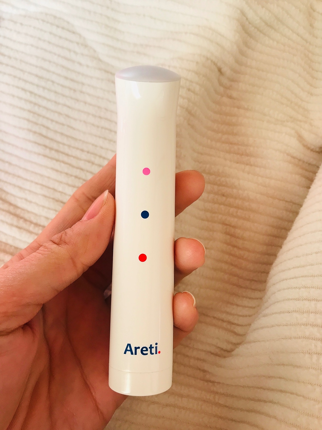 Areti  光美顔器　防水仕様 Amazon.co.jp: Areti アレティ 美顔器 3色LED 温熱 微振動 目元