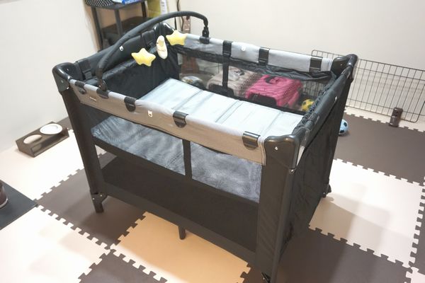 カトージ プレイヤード New York Baby ベビーベッド 新しいブランド - 寝具