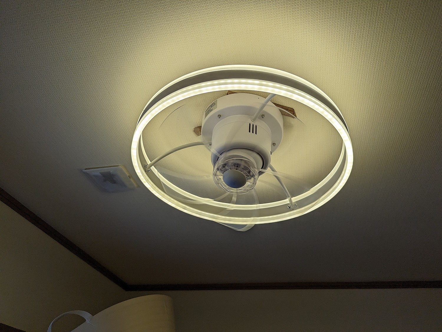 【P10倍☆7/19 20時〜】シーリングファンライト DCモーター LED おしゃれ 北欧 Bluetooth対応 シーリングファン  オシャレ 6畳 8畳10畳 12畳 調光調色 音楽再生 APP対応 ファン付き照明 6段階調節 静音 軽量 シーリングライト リモコン付き DCモーター  扇風機高 ...