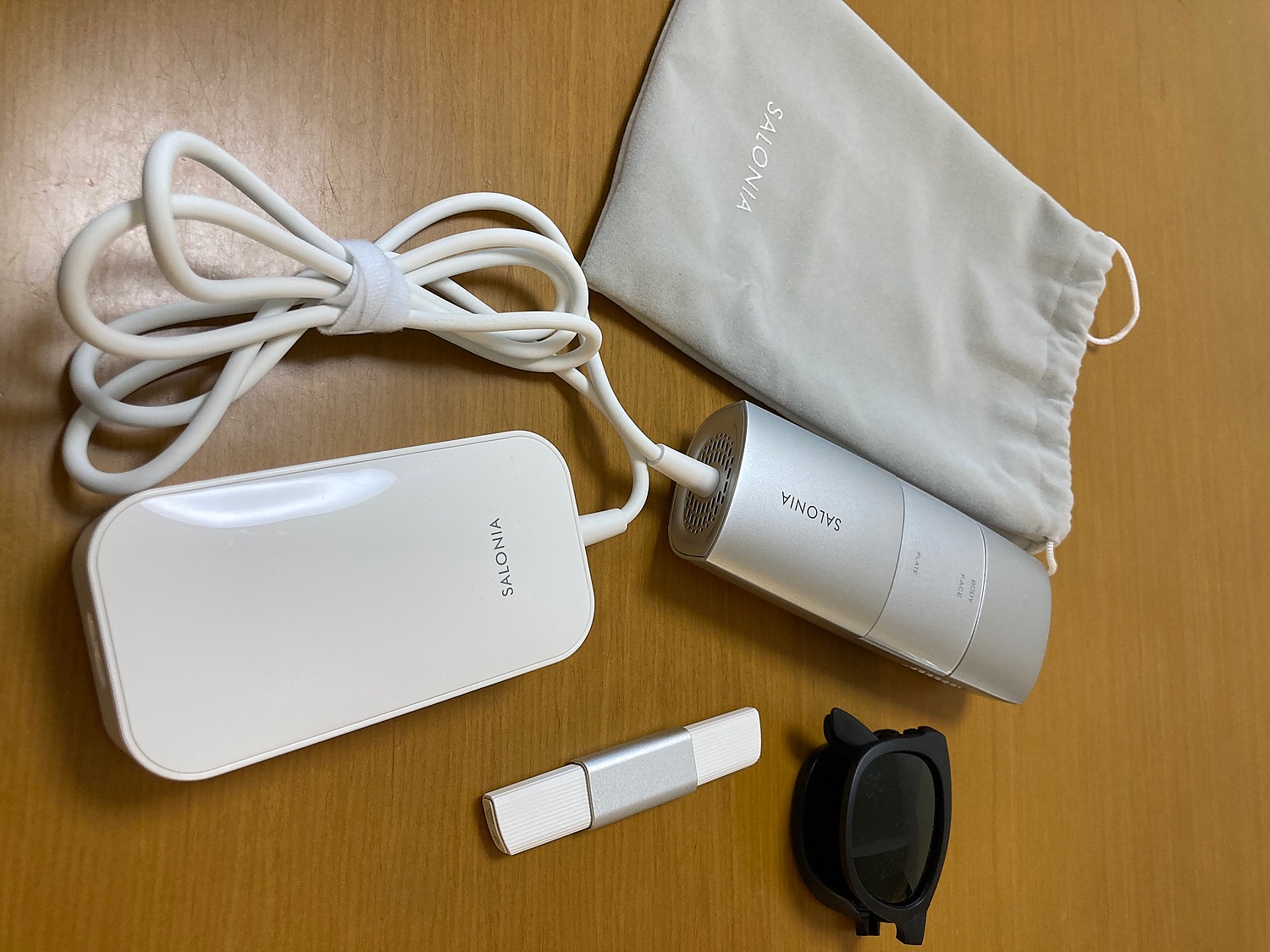 SALONIA 脱毛器 本体 充電器付き 楽天市場】《SALONIA公式店》【 SALONIA サロニア フラッシュ