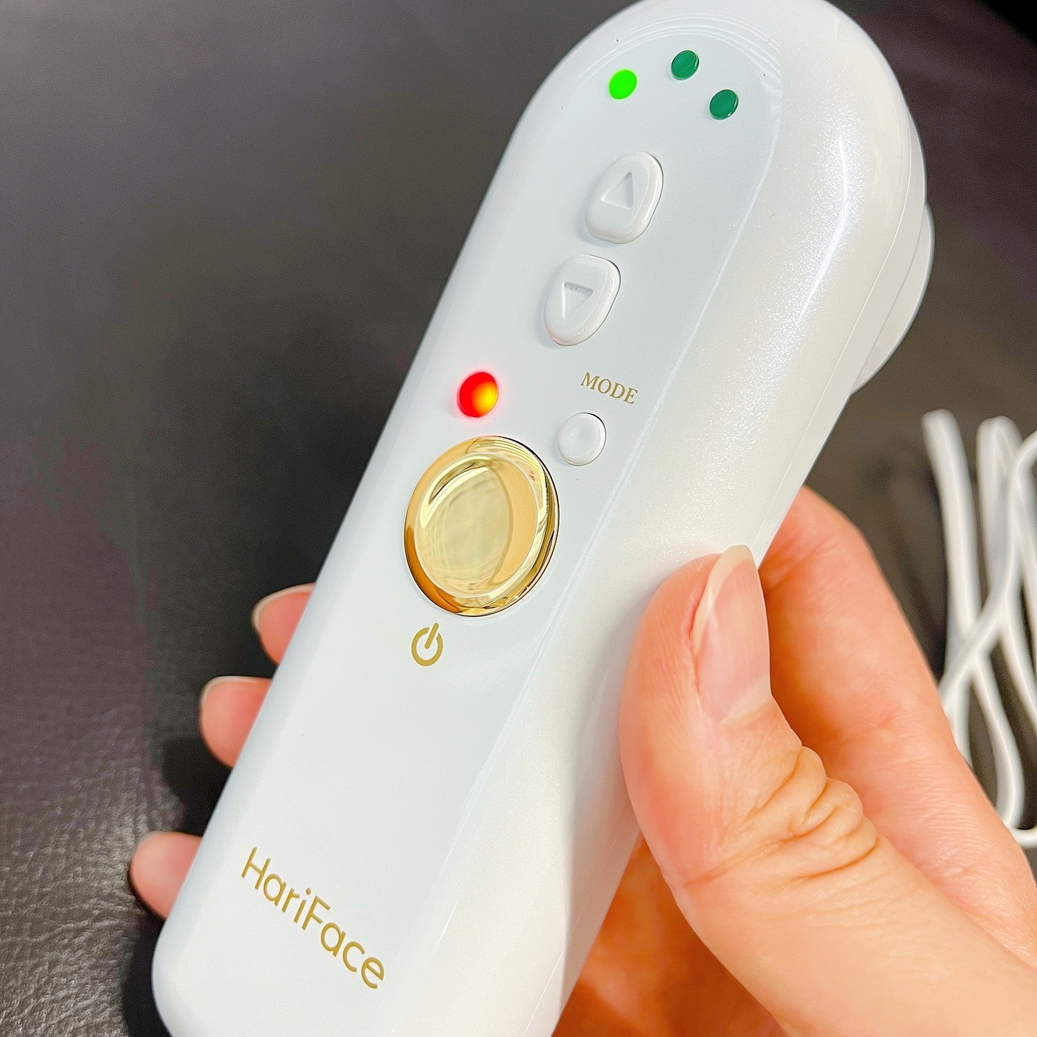 楽天市場】【クーポンで3,980円】美顔器 美容器 EMS リフトアップ
