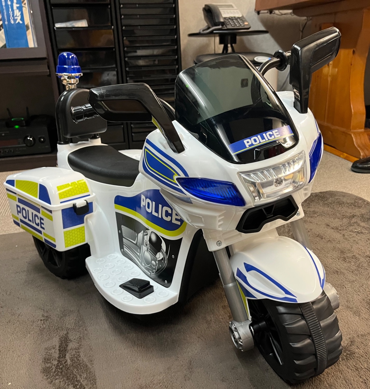 楽天市場】電動乗用バイク 乗用玩具 電動 ポリスバイク 警察官 白バイ 