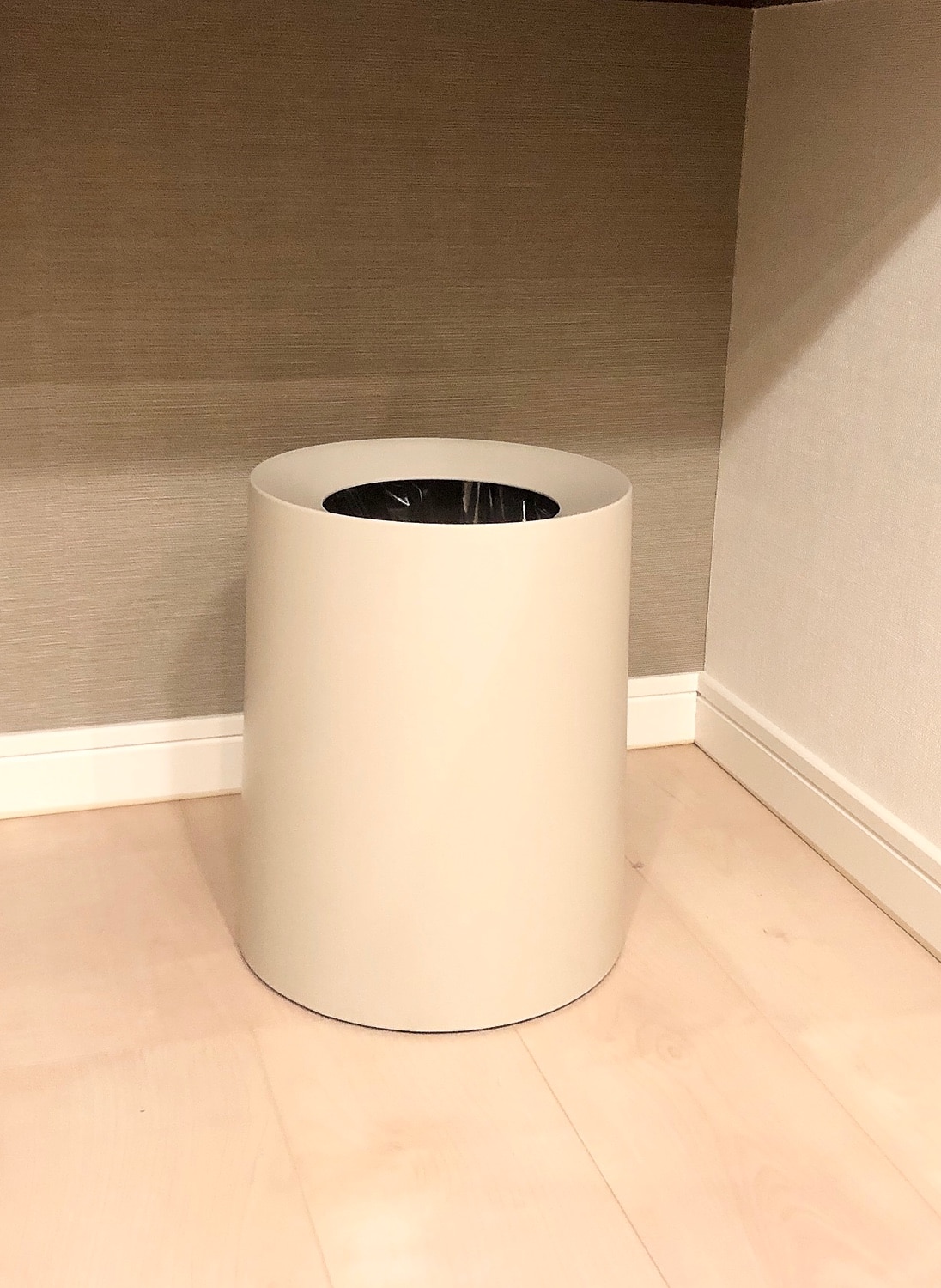 【楽天市場】ゴミ箱 おしゃれ 北欧 ゴミ袋が見えない チューブラーオム イデアコ シンプル ダストボックス ダストBOX ごみ箱 ごみばこ ゴミ袋 隠せる ビニール袋 見えない リビング 【楽天市場】ゴミ箱 おしゃれ 北欧 ゴミ袋が見えない チューブラーオム イデアコ シンプル ダストボックス ダストBOX ごみ箱 ごみばこ ゴミ袋 隠せる ビニール袋 見えない リビング