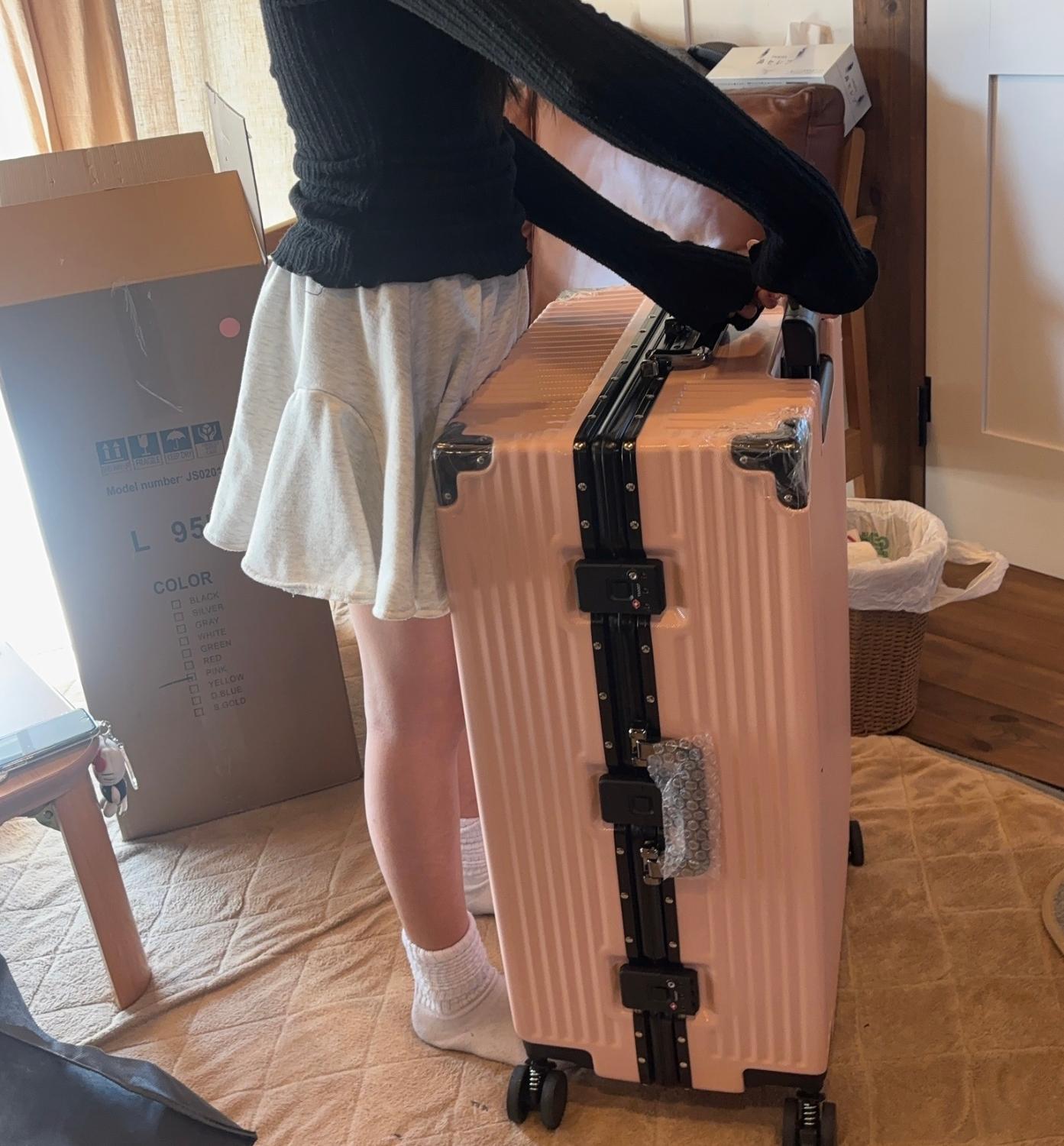 ★TVメディアで紹介★正規品 スーツケース キャリーケース キャリーバッグ 機内持ち込み 1泊2日 2泊3日 3泊4日  C.jutroスーツケース スーツケース口コミ フレームタイプスーツケース レビュー画像11