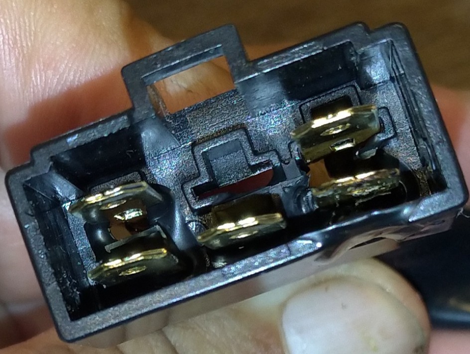 【送料無料】スズキ 用 熱対策 レギュレーター スカイウェイブ 250 400 CJ41A CJ42A CK41A CK42A SJ45A  レギュレター バイク 交換 汎用 パーツ 部品 故障 補修 修理 メンテナンス 社外品 純正タイプ 純正パーツ(Interchange  Network) みんなのレビュー·口コミ