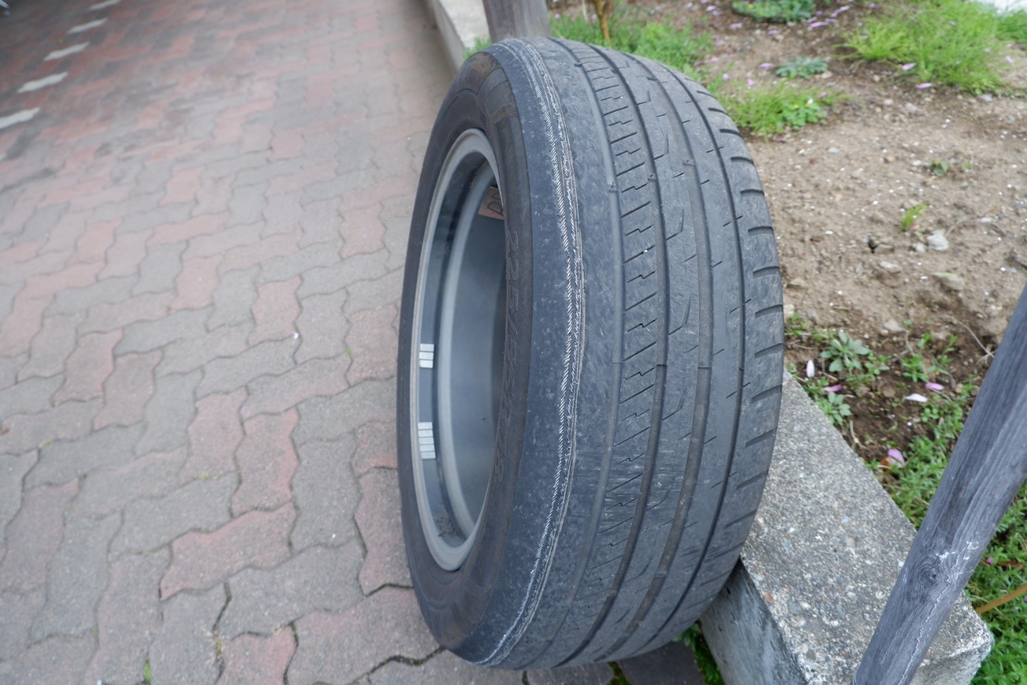 楽天市場】【取付対象】DAVANTI ダヴァンティ DX740 225/55R18 (225/55