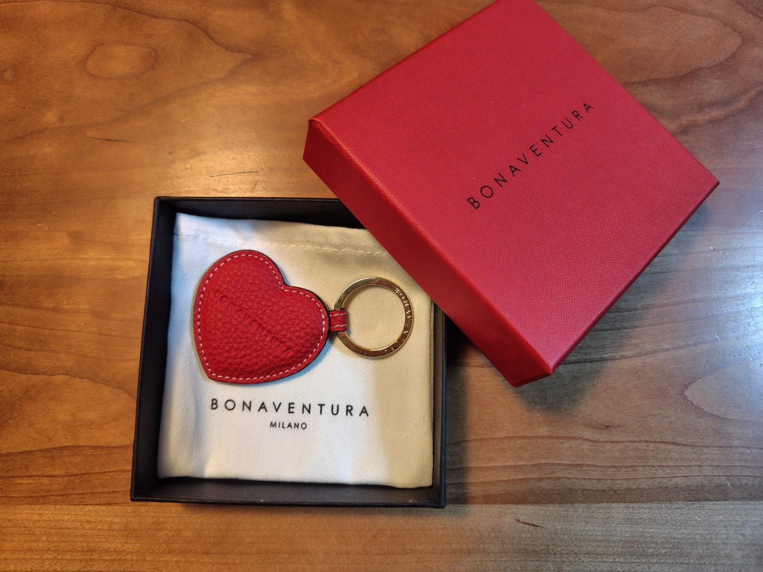 bonaventura ハート　ケース　レッド 写真4/5｜ボナベンチュラ人気の「ハート型」バッグやコイン