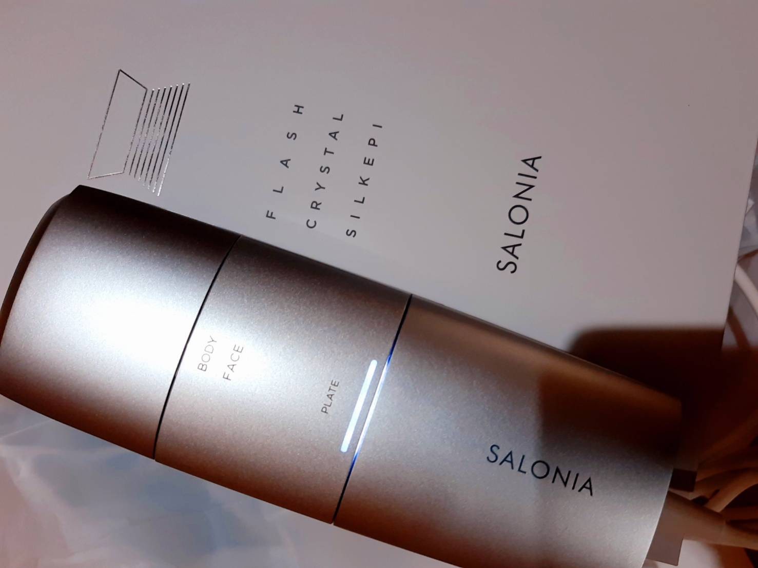 SALONIA サロニア フラッシュ クリスタル シルクエピ ムダ毛処理 家庭用 フラッシュ クリスタル シルクエピ｜SALONIAの効果に関する