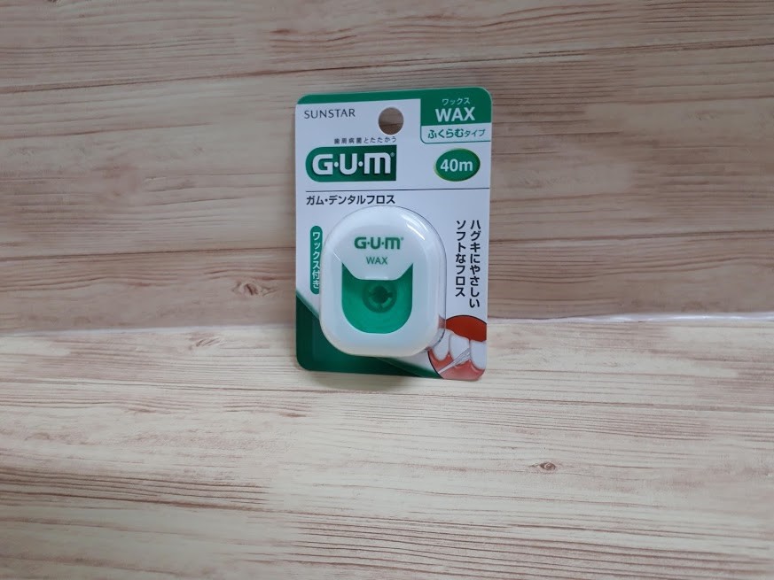 GUM デンタルフロス ワックス ふくらむタイプ 40m - 歯ブラシ