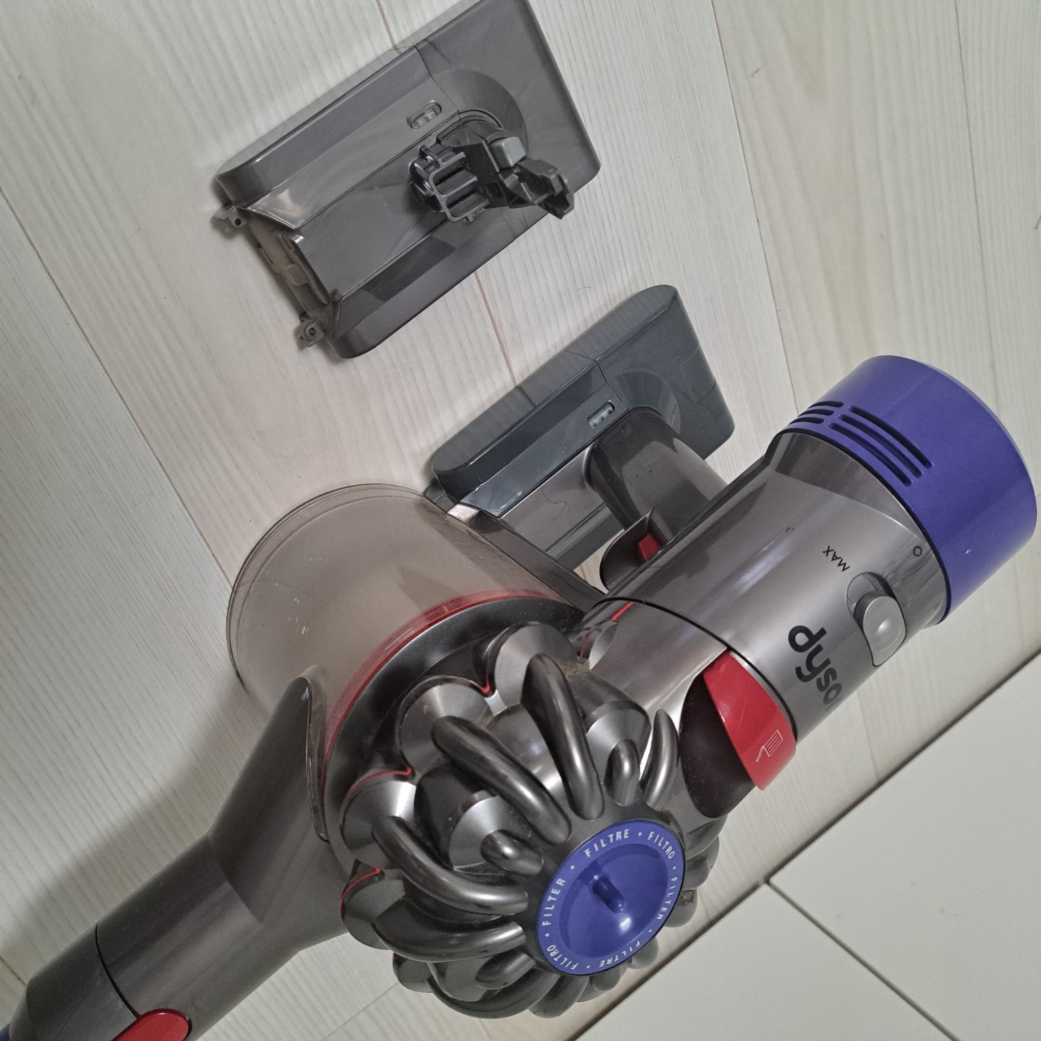 動作確認済み✨ダイソンdyson V8 SV10 バッテリー有 掃除機✨ Amazon.co.jp: アークパワー [PL保険対応] ダイソン v8