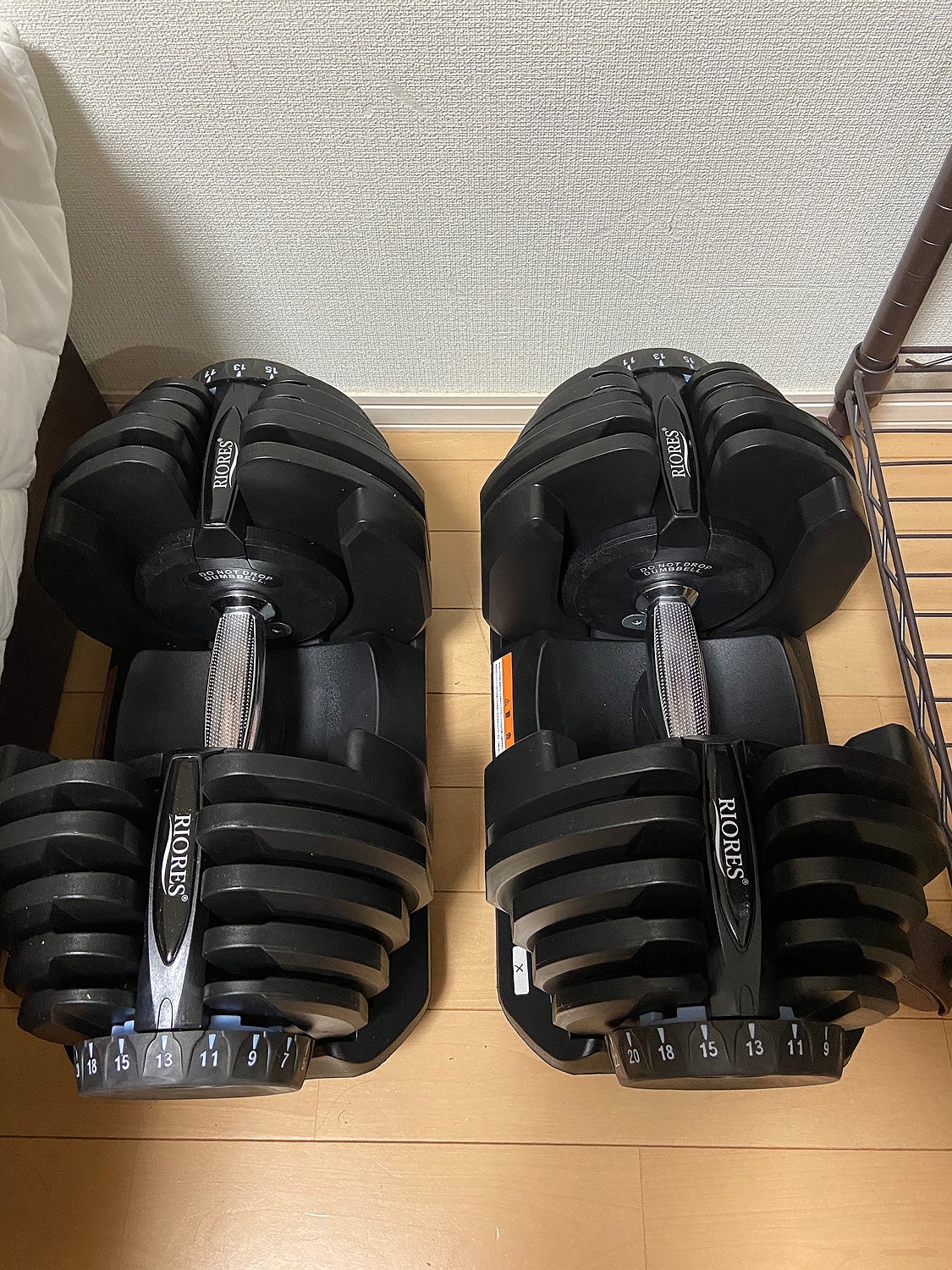 楽天市場 Riores 可変式ダンベル40kg X2個セット 可変式ダンベル 40kgx2個セット 2セット 鉄アレイダンベルセットトレーニングシェイプアップダイエット ダンベル 40kg 男性 可変式 安全 送料無料 レビュープレゼントあり アジャスタブル Riores リオレス 楽天市場