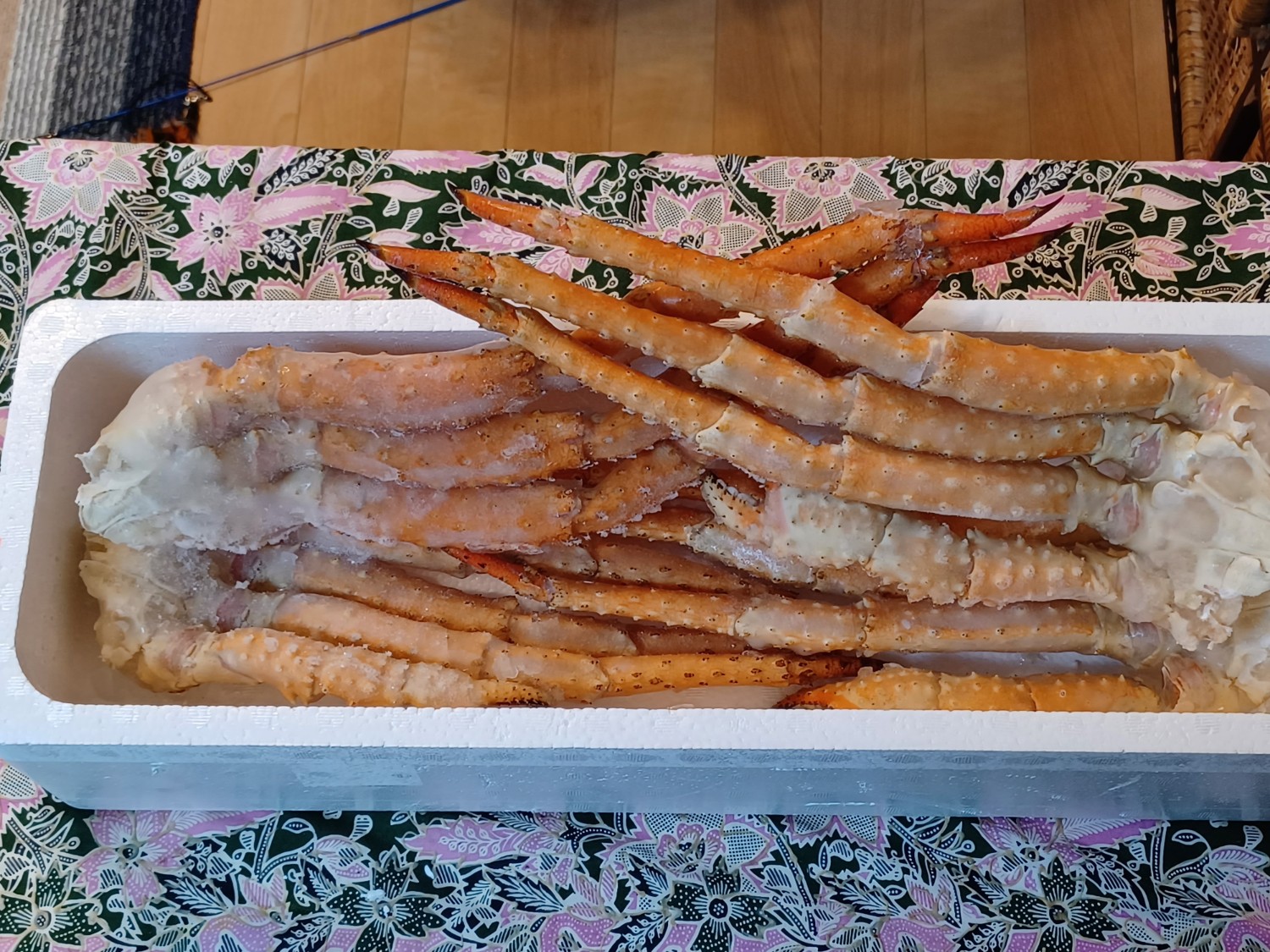いばら蟹脚　2kg 特大イバラ蟹足ボイル 2kg以上2肩前後（特大ボイルたらば蟹脚