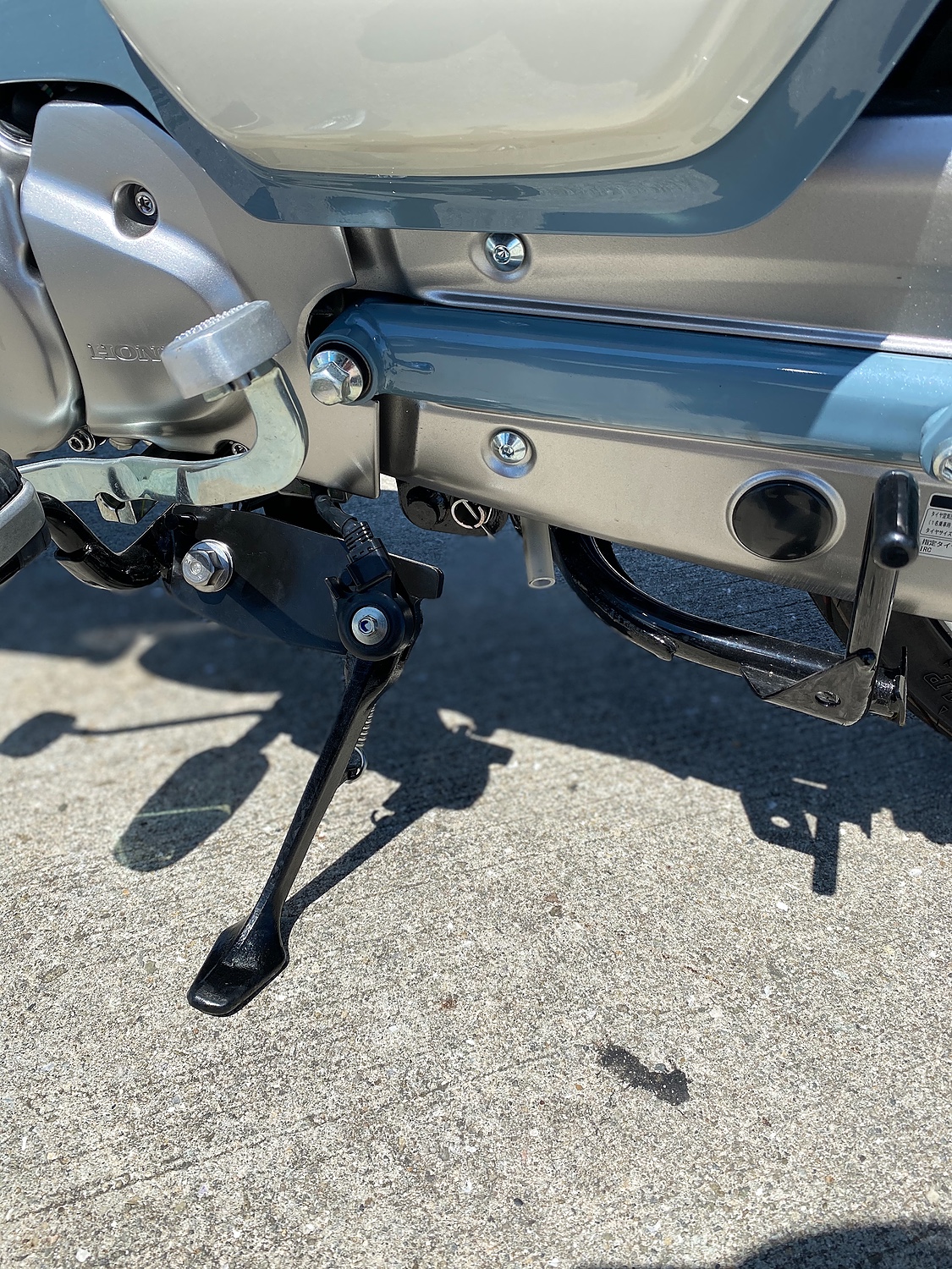 楽天市場】スーパーカブC125 JA48 強化サイドスタンドブラケット
