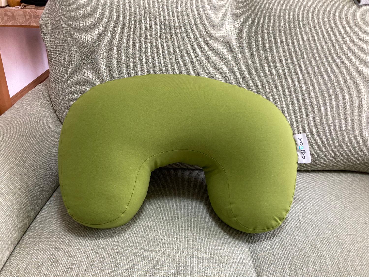 楽天市場】Yogibo Mega Moon Pillow（ヨギボー メガ ムーン ピロー