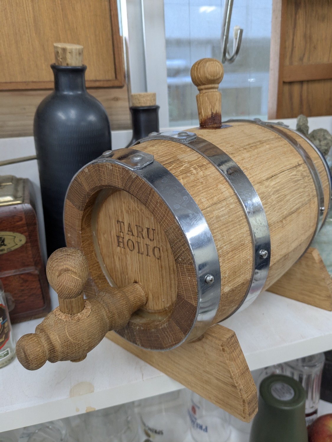 TARU HOLIC 2L ミニ 樽 ミニ樽 オーク製の熟成樽 自宅でウイスキーや好きなお酒を簡単