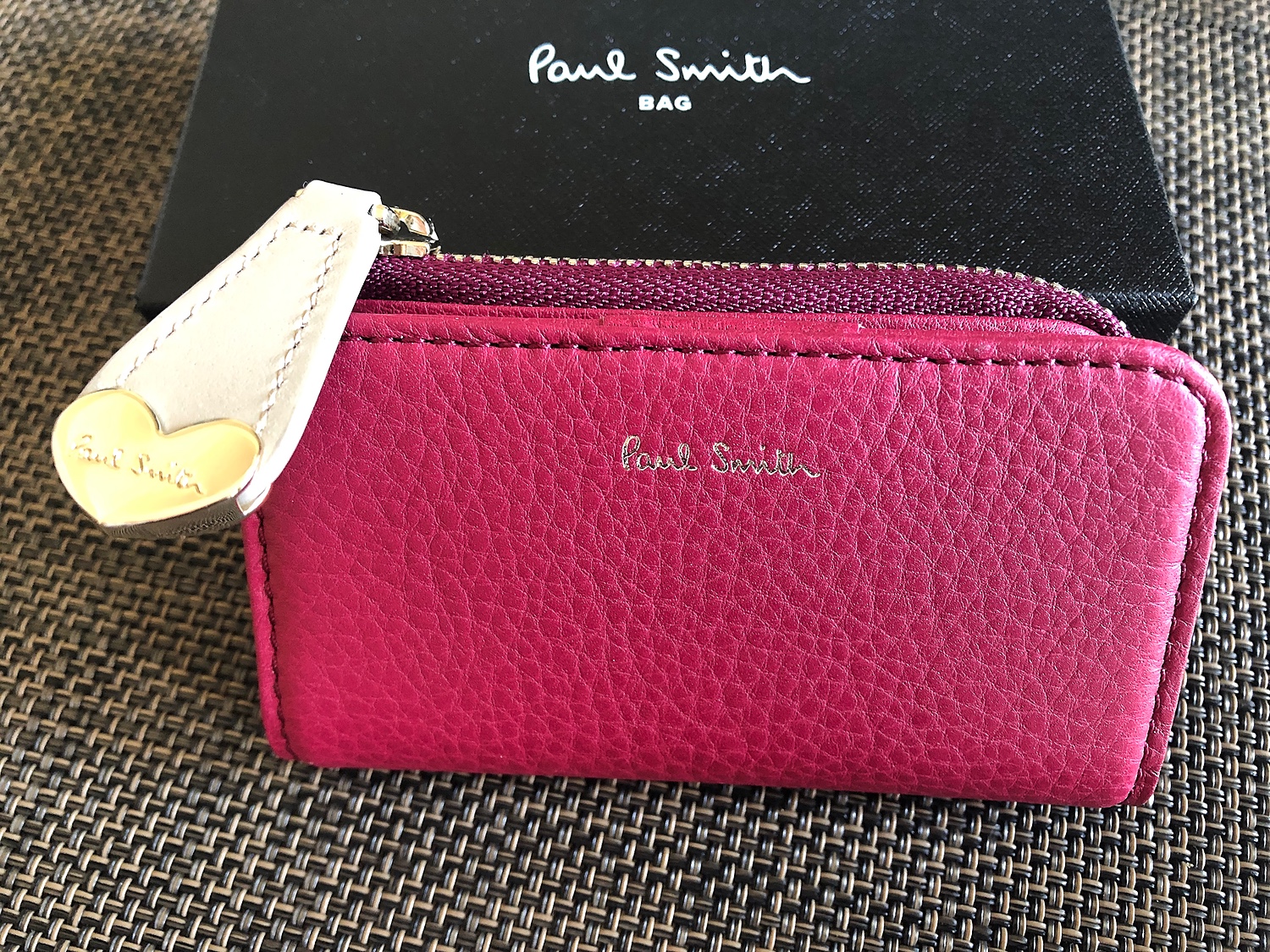 楽天市場 ポールスミス キーケース 財布 レディース 4連キーケース 小銭入れ コインケース Paul Smith 財布 本革 牛革 レザー ハートプル Pwu910 送料無料 正規品 新品 ラッピング無料 Paul Smith ポール スミス ギフト プレゼント 女性 婦人 コレカラスタイル