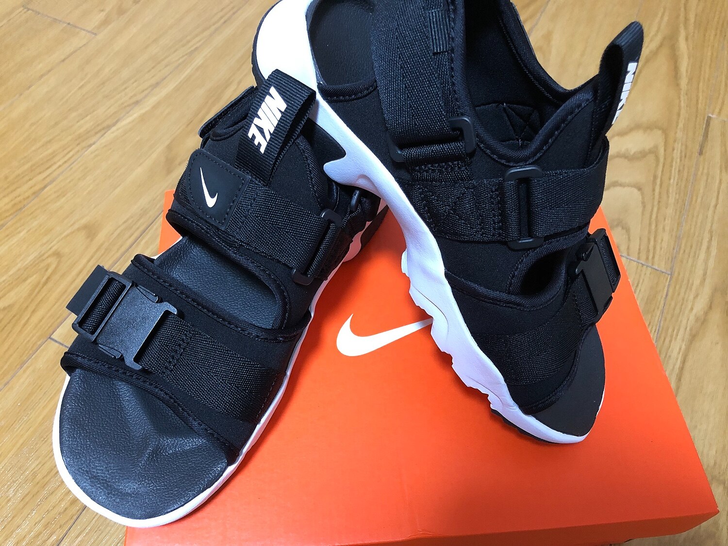 楽天市場 1 28 2 1 最大10 Offクーポン エントリーでp4倍 ナイキ ウィメンズ キャニオン サンダル Canyon Sandal Cv5515 001 レディース 厚底 スポーツサンダル ブラック Nike sandals アルペン楽天市場店 みんなのレビュー 口コミ