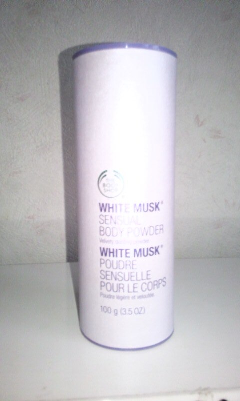 楽天市場 White Musk Sensual Body Powder 正規品 ボディパウダー ホワイトムスク センシュアル ボディパウダー The Body Shop ザ ボディショップ White Musk Sensual Body Powder 10p07nov15 ザ ボディショップ 楽天市場店 未購入を含む みんなの