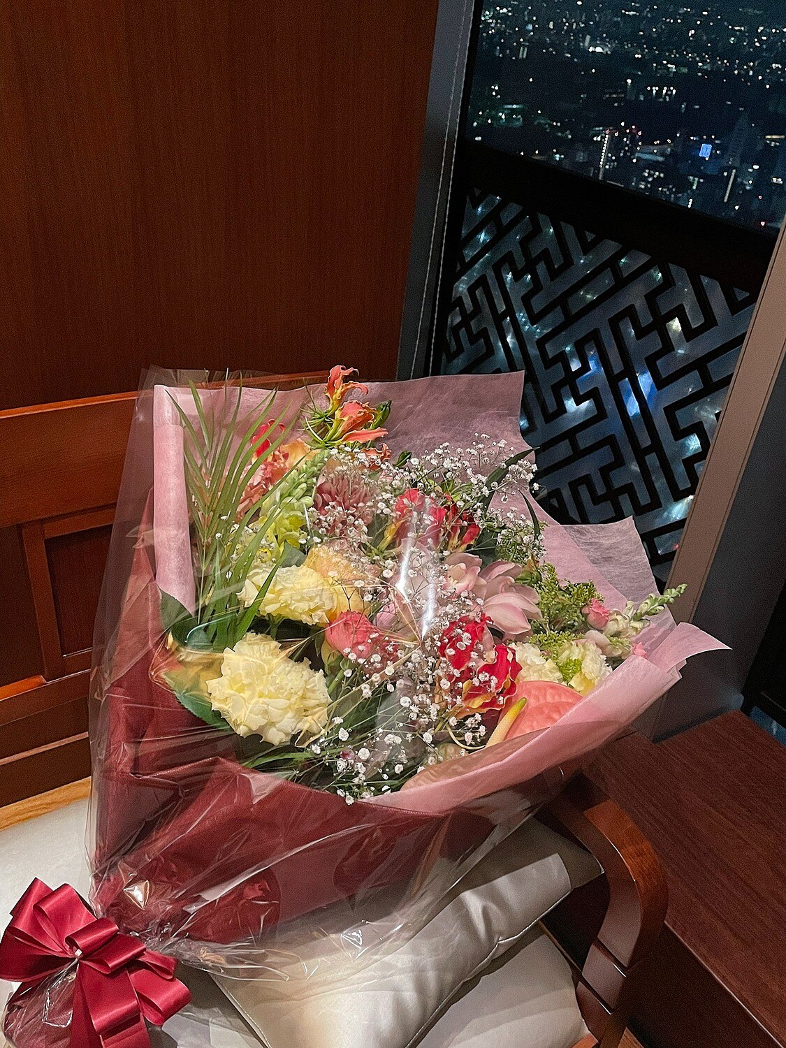 楽天市場 満足の大きな花束 ご出演 発表会 ご退職 歓送迎会 誕生日 お祝い あす楽 ギフトの花屋 Moriya みんなのレビュー 口コミ