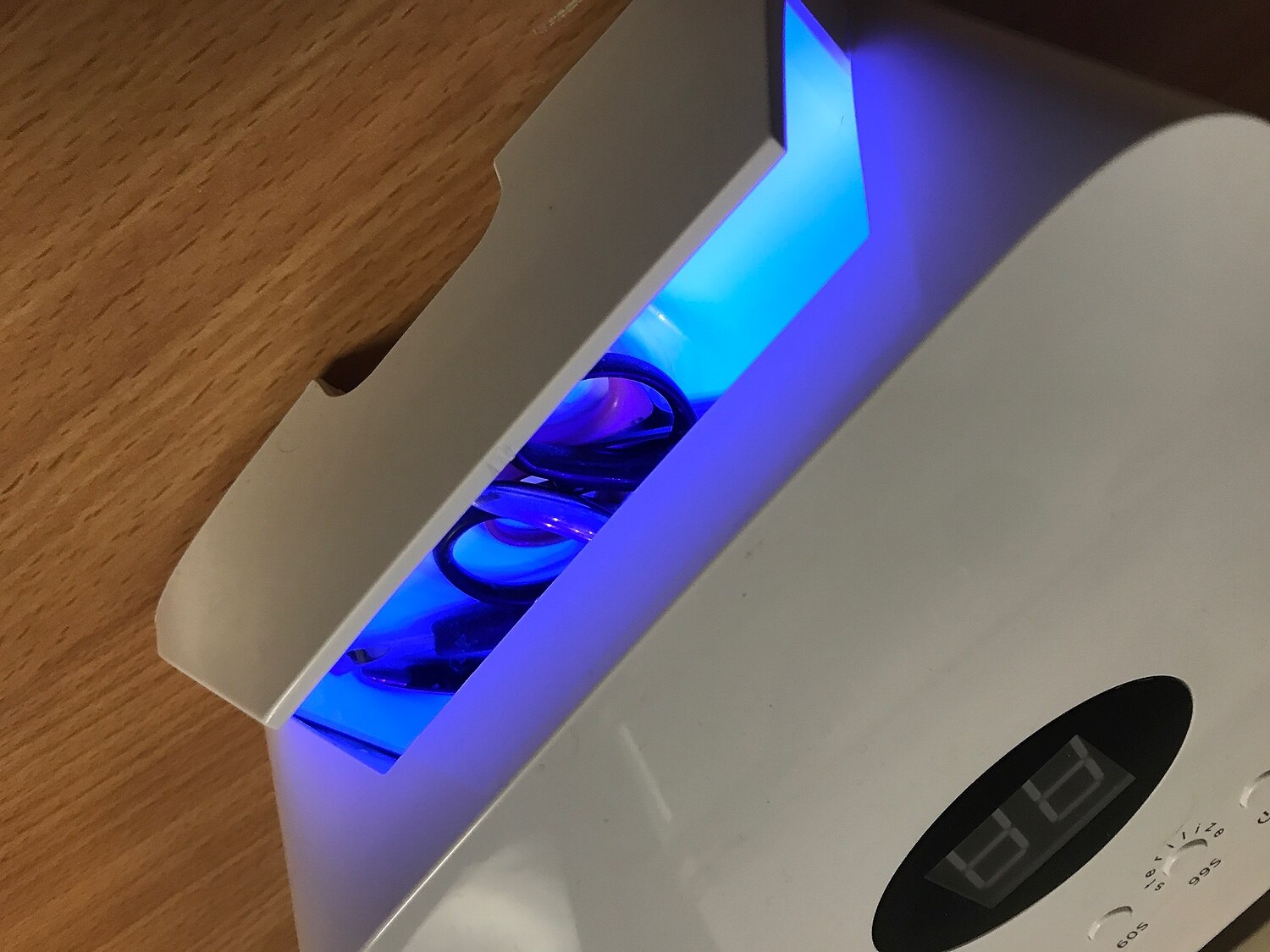 楽天市場 ネイル工房 全品半額sale 送料無料 充電式 コードレス 消毒機能 消毒 ジェルネイル Led Uv ネイルライト 54w Uv Ledライト 人感センサー付 低ヒート機能 ネイルドライヤー Uvライト ジェルネイル Ledランプ Uvクラフトレジン レジン液 ネイル工房