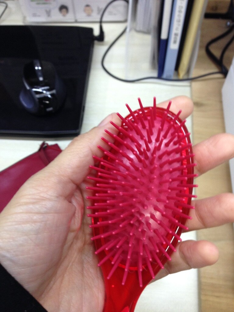 楽天市場 高機能ヘアブラシを今だけお買い得価格で 5000円 税抜 以上で送料無料 セール価格 ベス Vess セラミドプラス ポリヘアブラシ ヘアケア ブラシ 髪 クシ エムコスメ楽天市場店 みんなのレビュー 口コミ