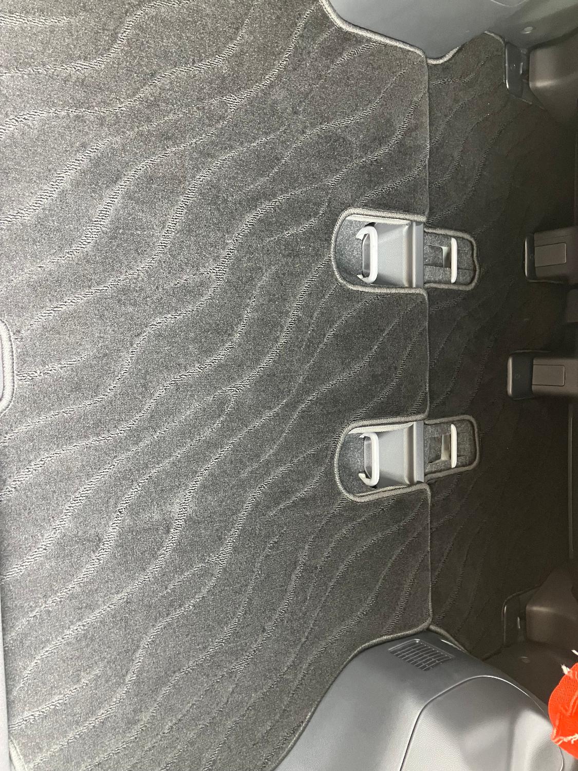 トヨタ 新型 ノア ヴォクシー 90系 2025年9月〜対応 フロアマット+ステップマット+トランクマット ラゲッジマッ ノア90系 ヴォクシー90系 フロアマット レビュー画像11